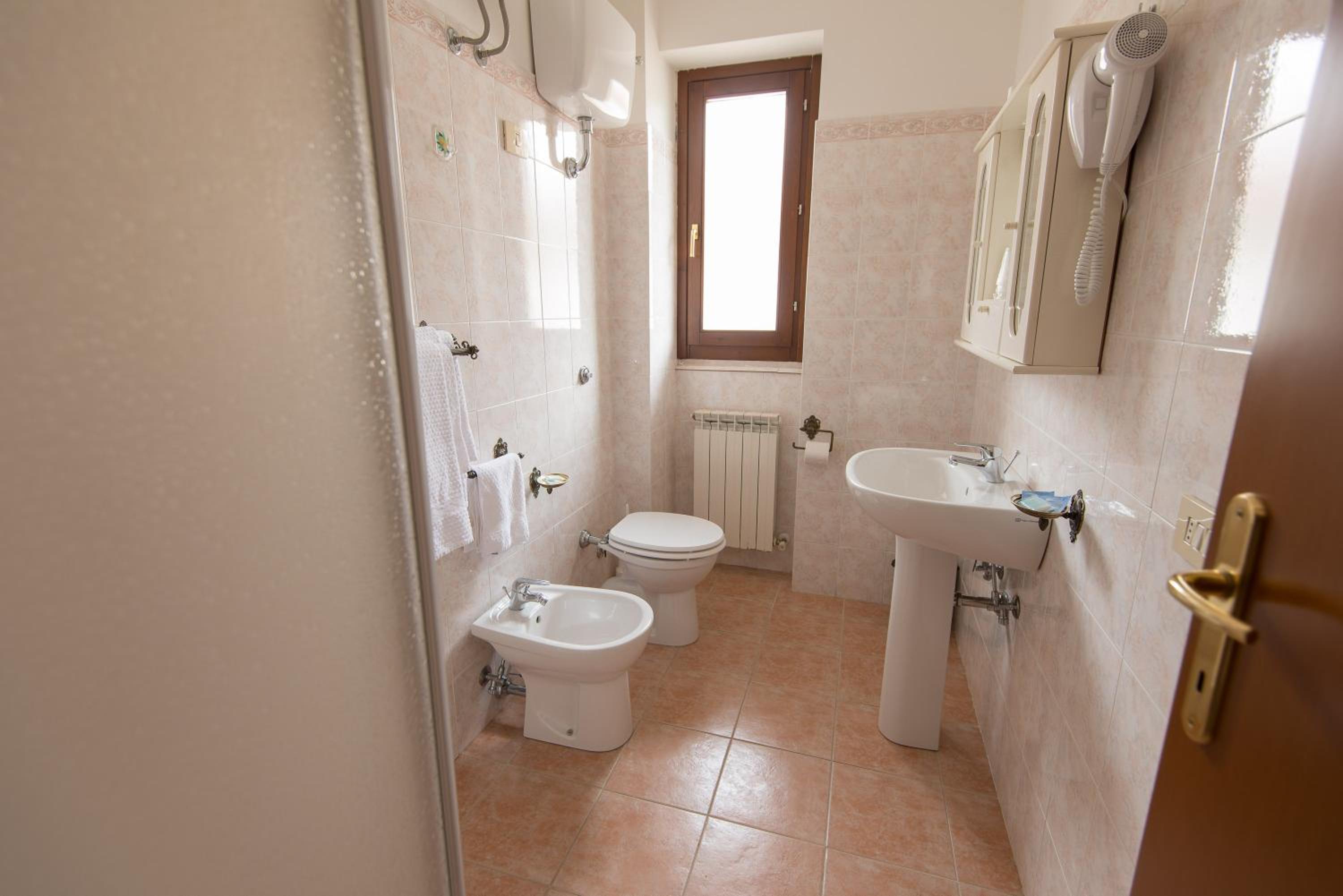 Quadruple Room photo 2