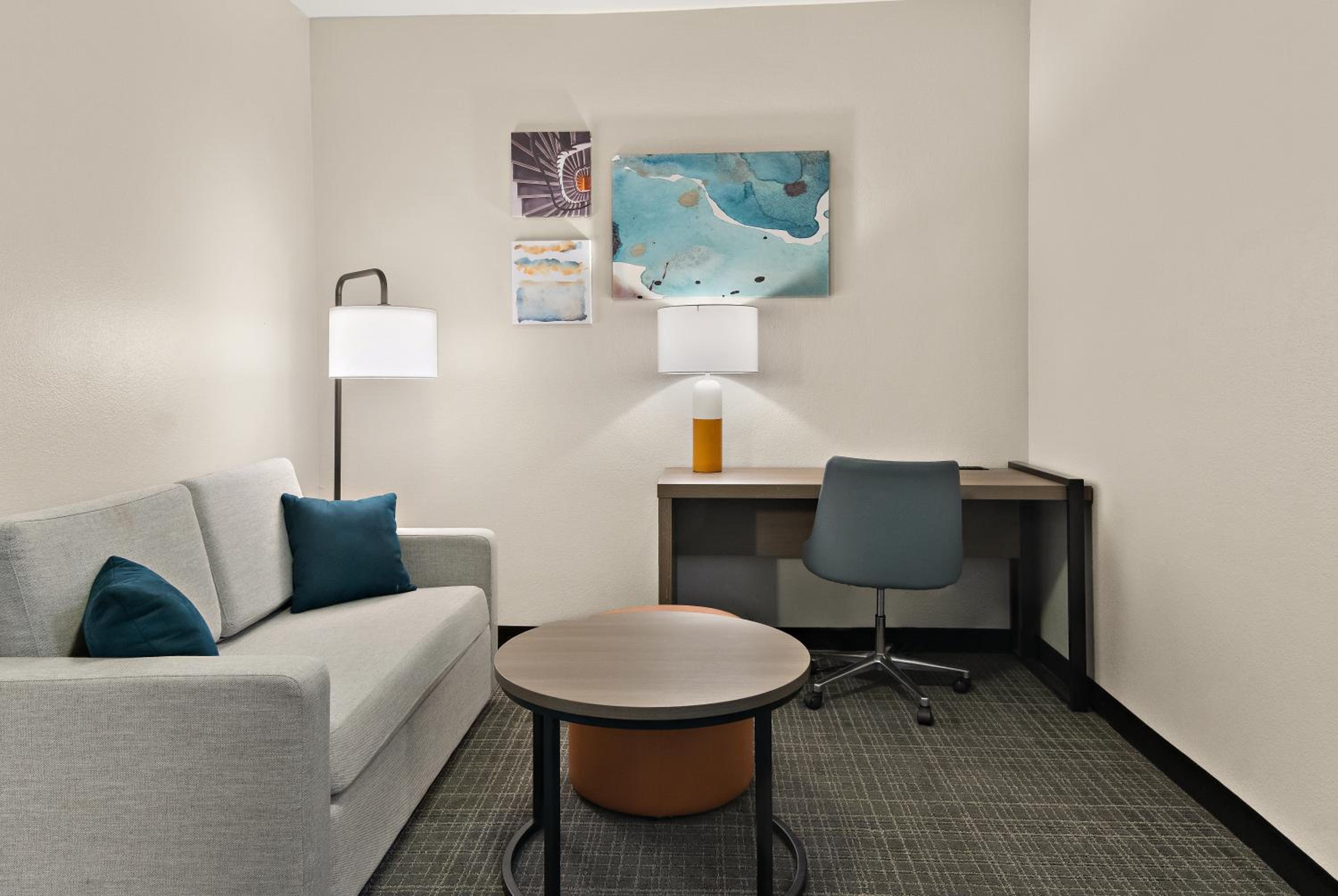 King Suite - Photo 6