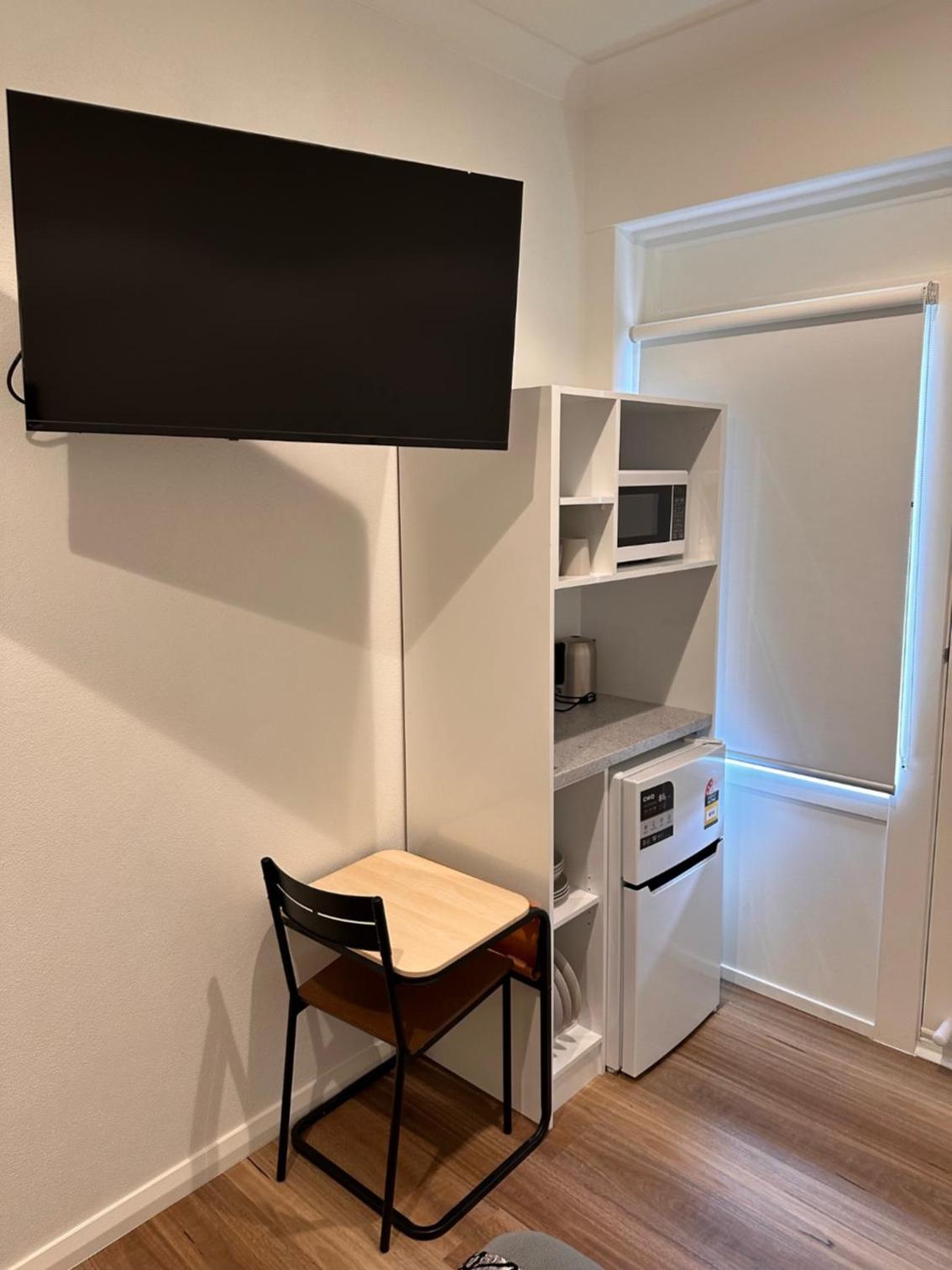 Budget Single Room photo 2