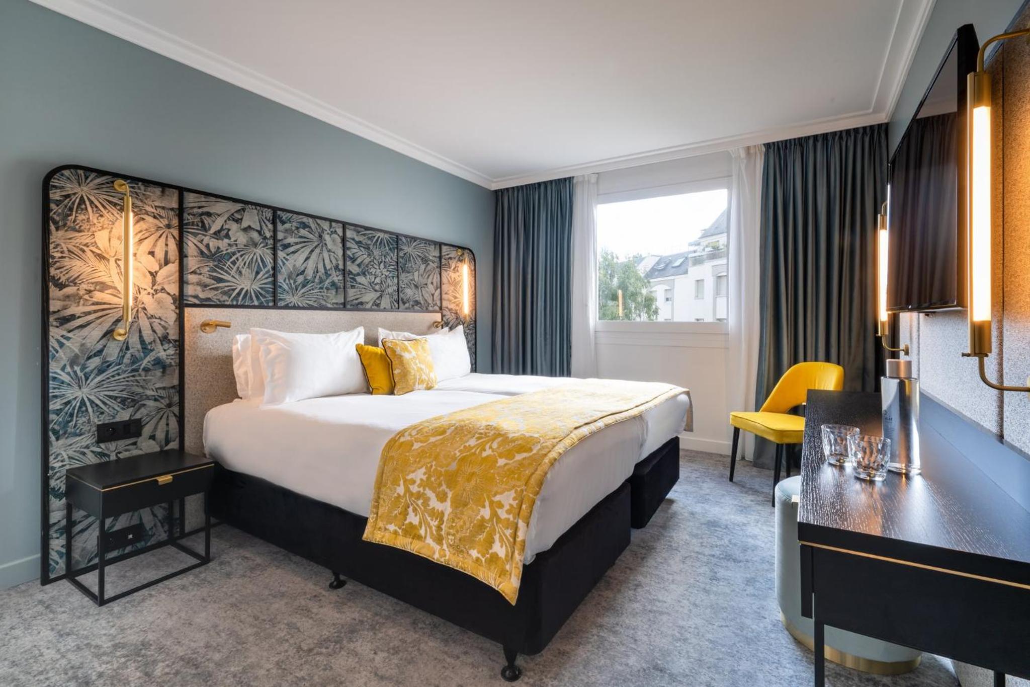 Standard Room with Two Single Beds thumbnail 5