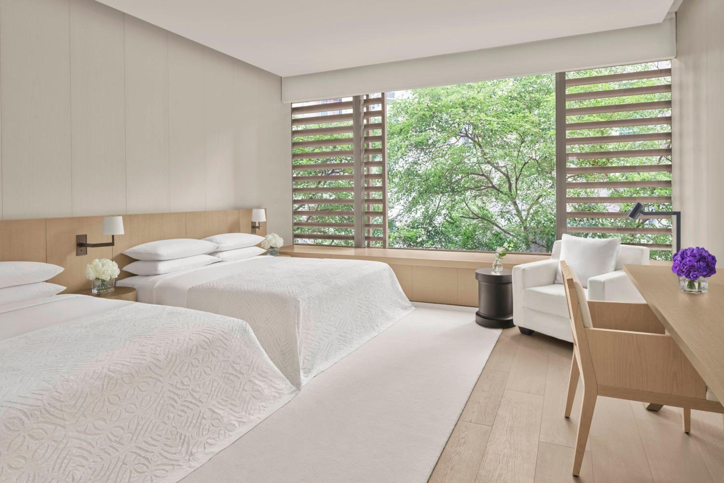 Superior Double, Guest room, 2 Double, Urban view photo 2