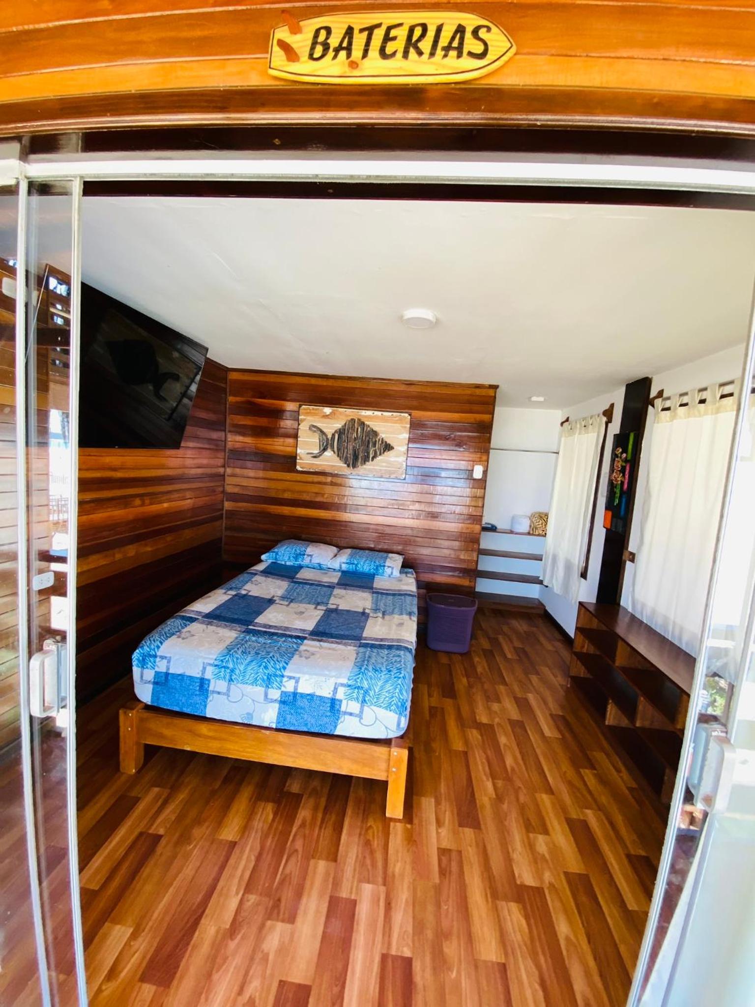 Double Room with Balcony and Sea View photo 2