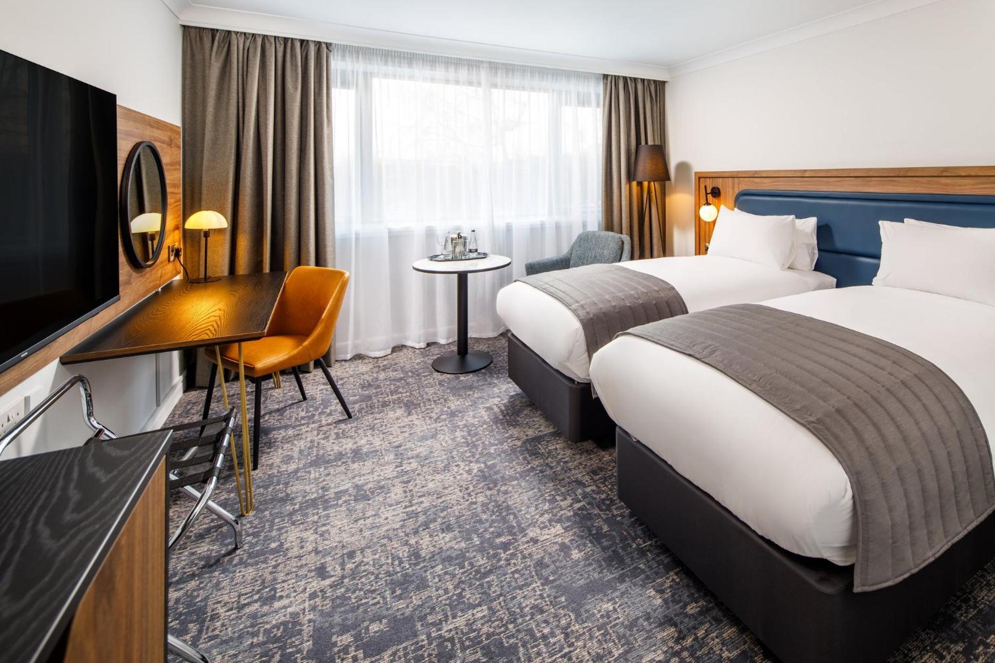 Standard Room with Two Single Beds - Photo 2