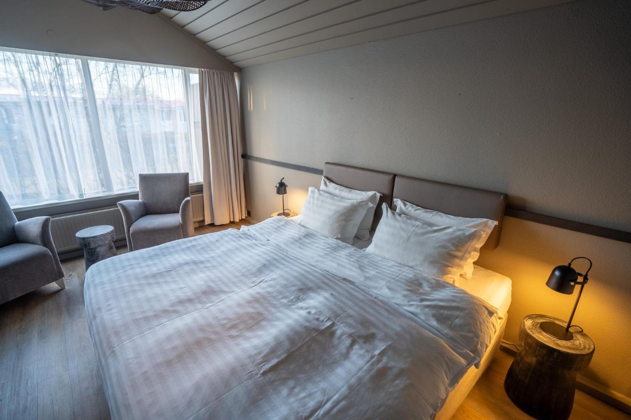 Standard Double or Twin Room - Photo 7
