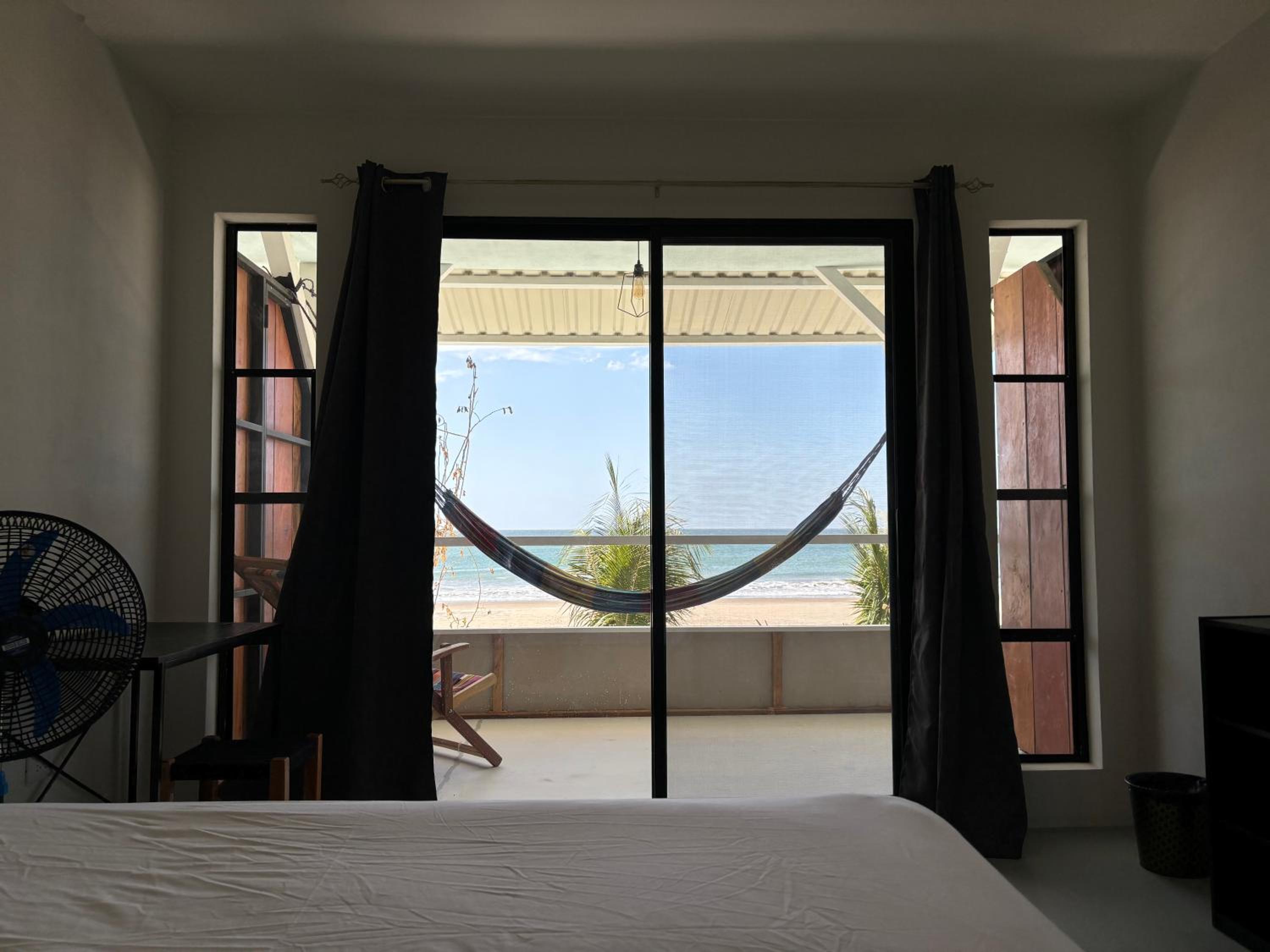 Deluxe Double Room with Balcony and Sea View photo 2
