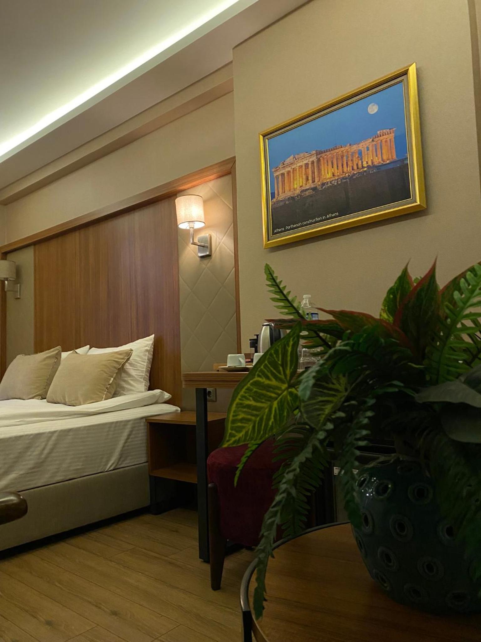 Standard Double Room - Photo 7