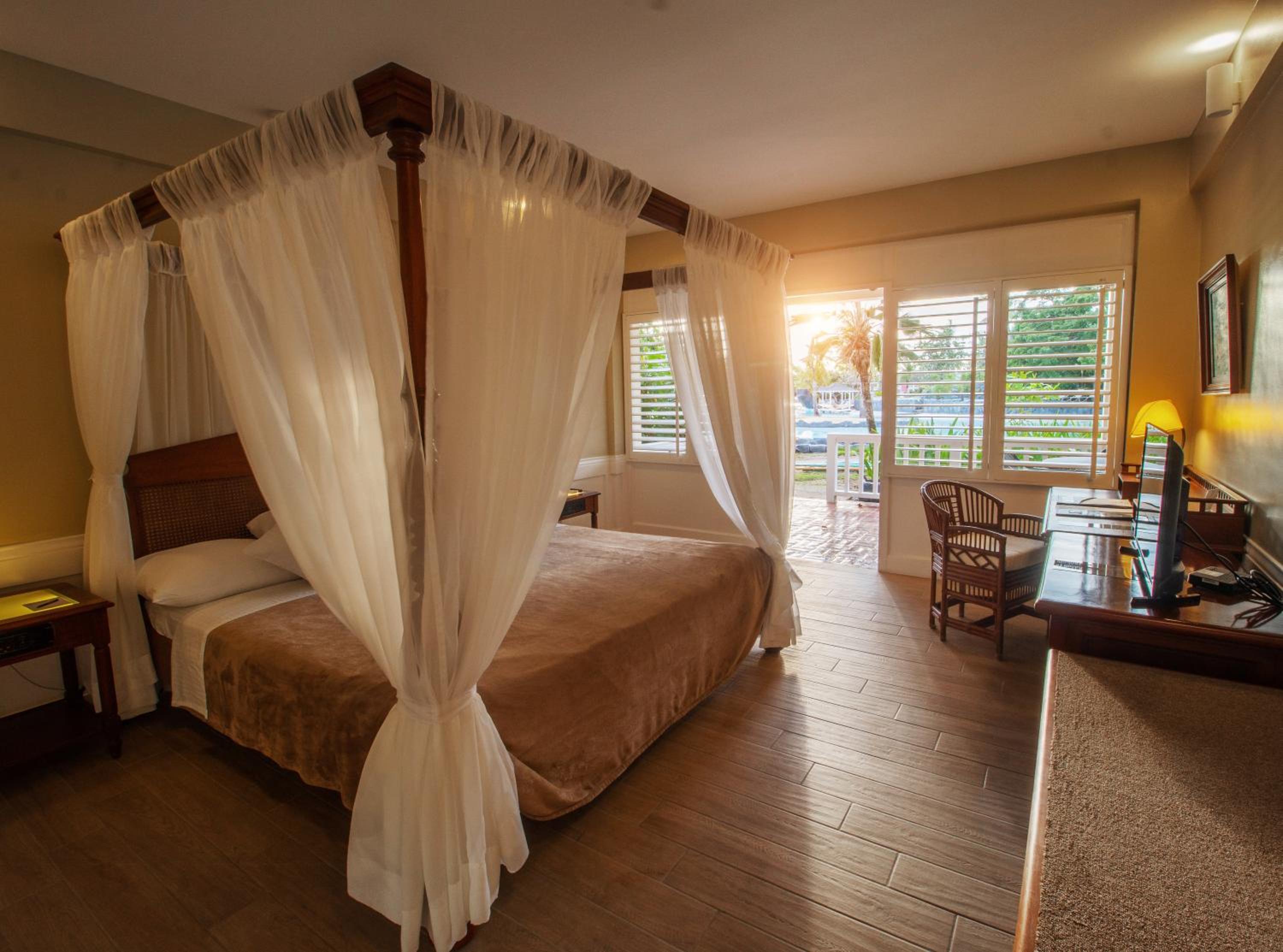 One-Bedroom Suite