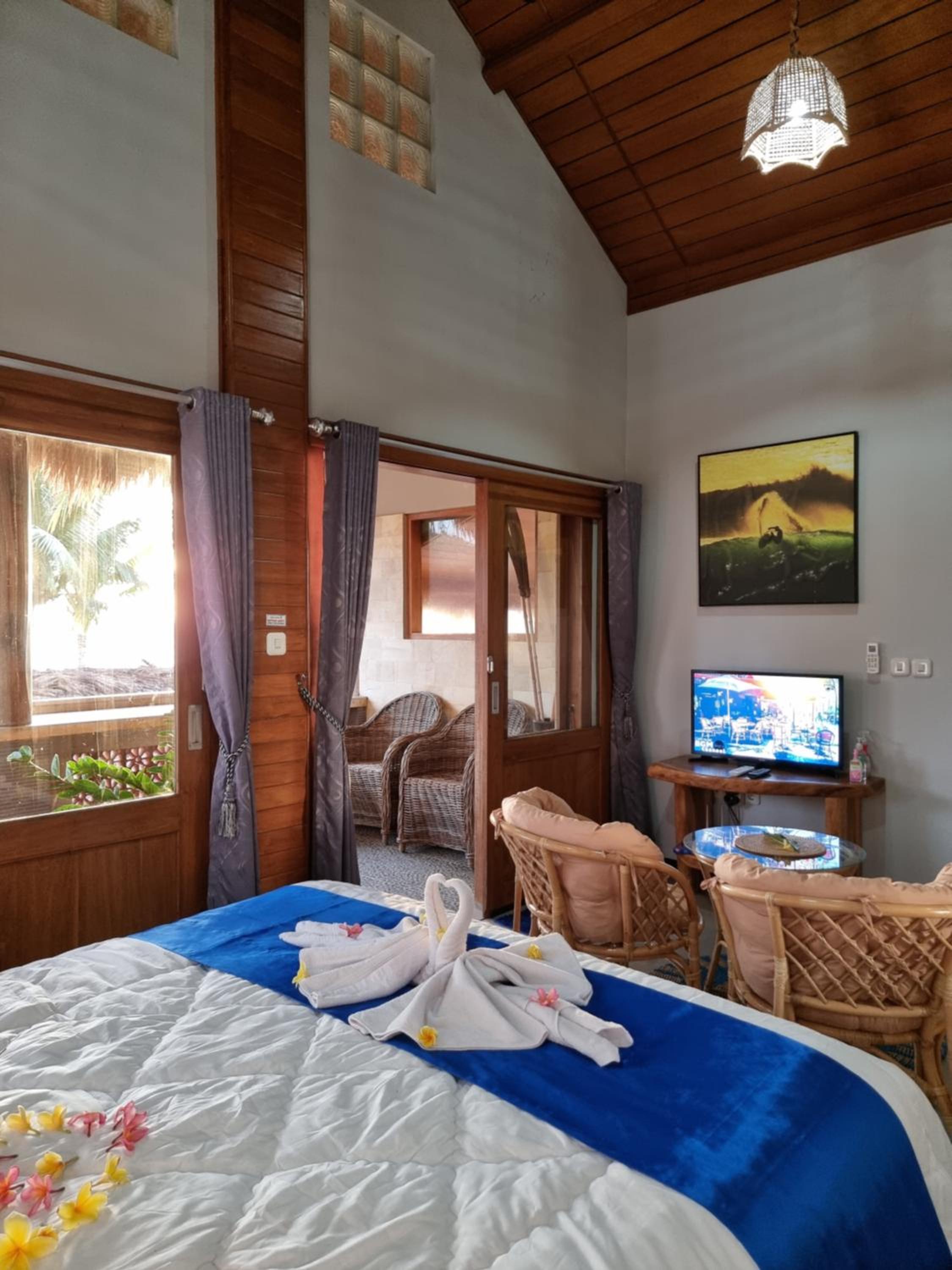 Deluxe Double Room with Balcony and Sea View