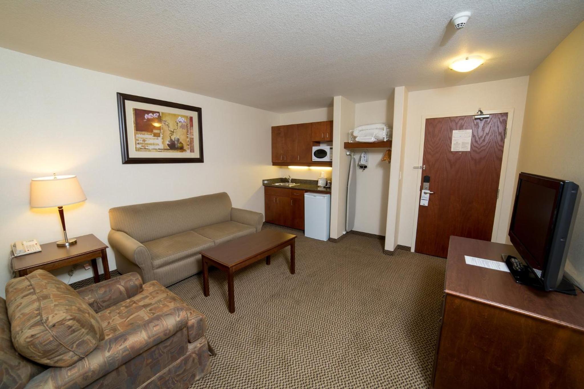 King Suite - Photo 11