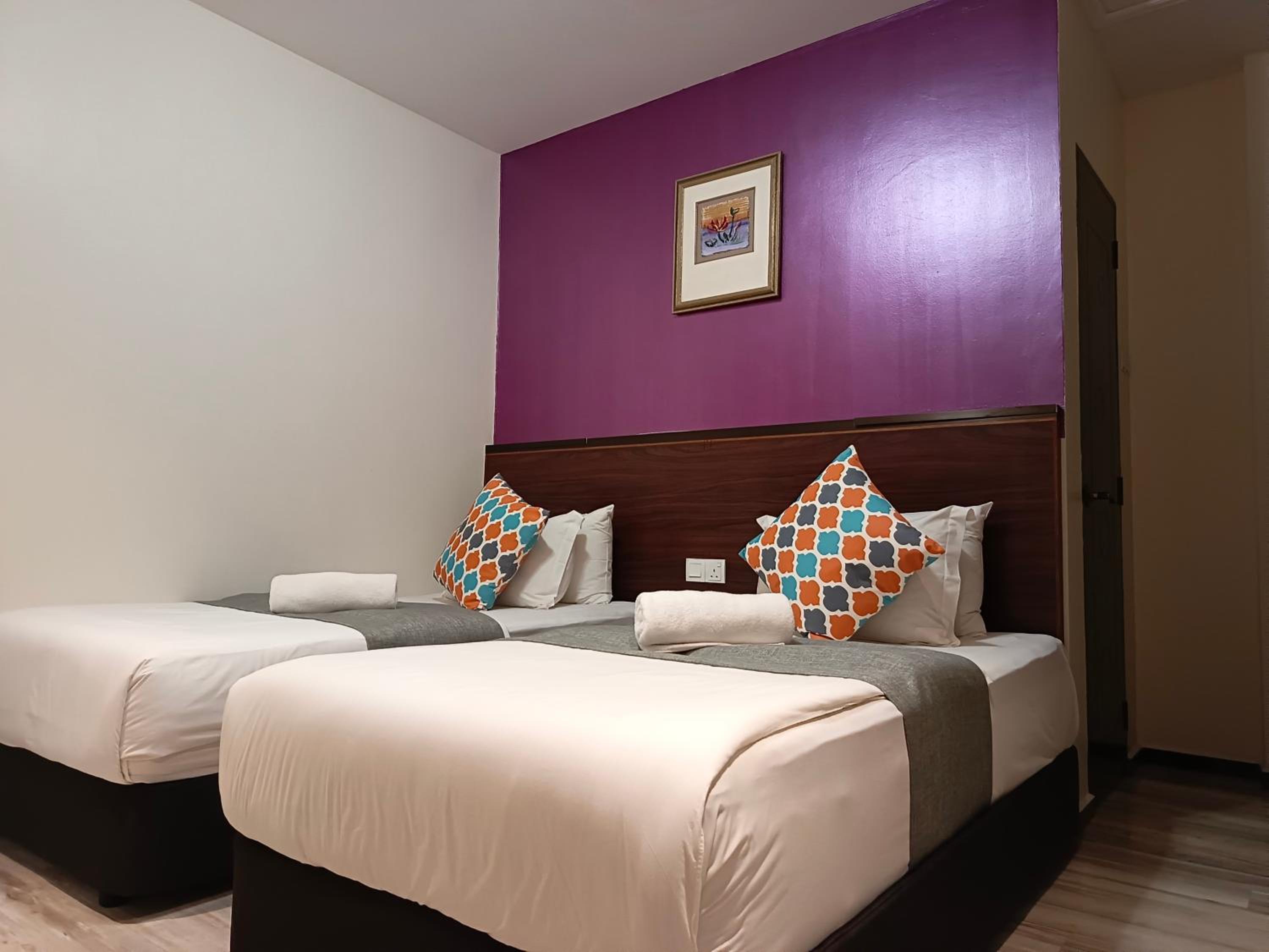 Standard Twin Room photo 2