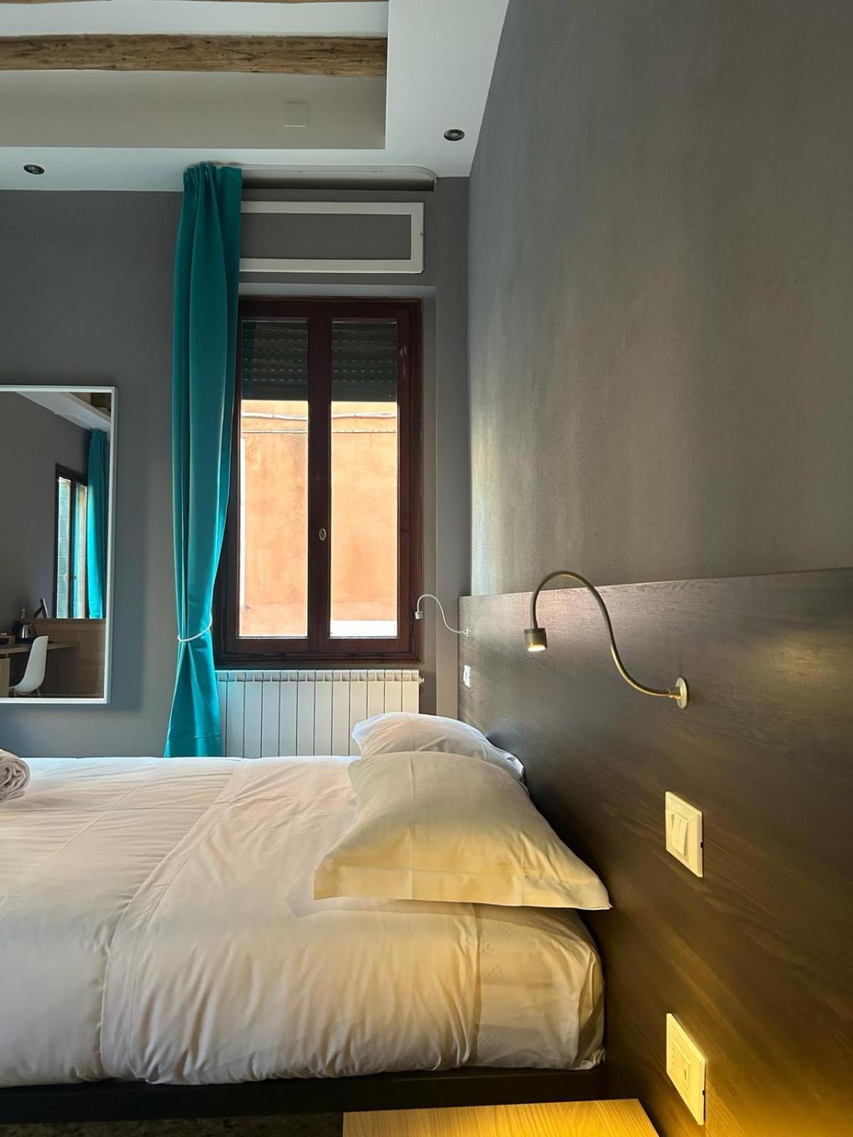 Junior Suite with Canal View