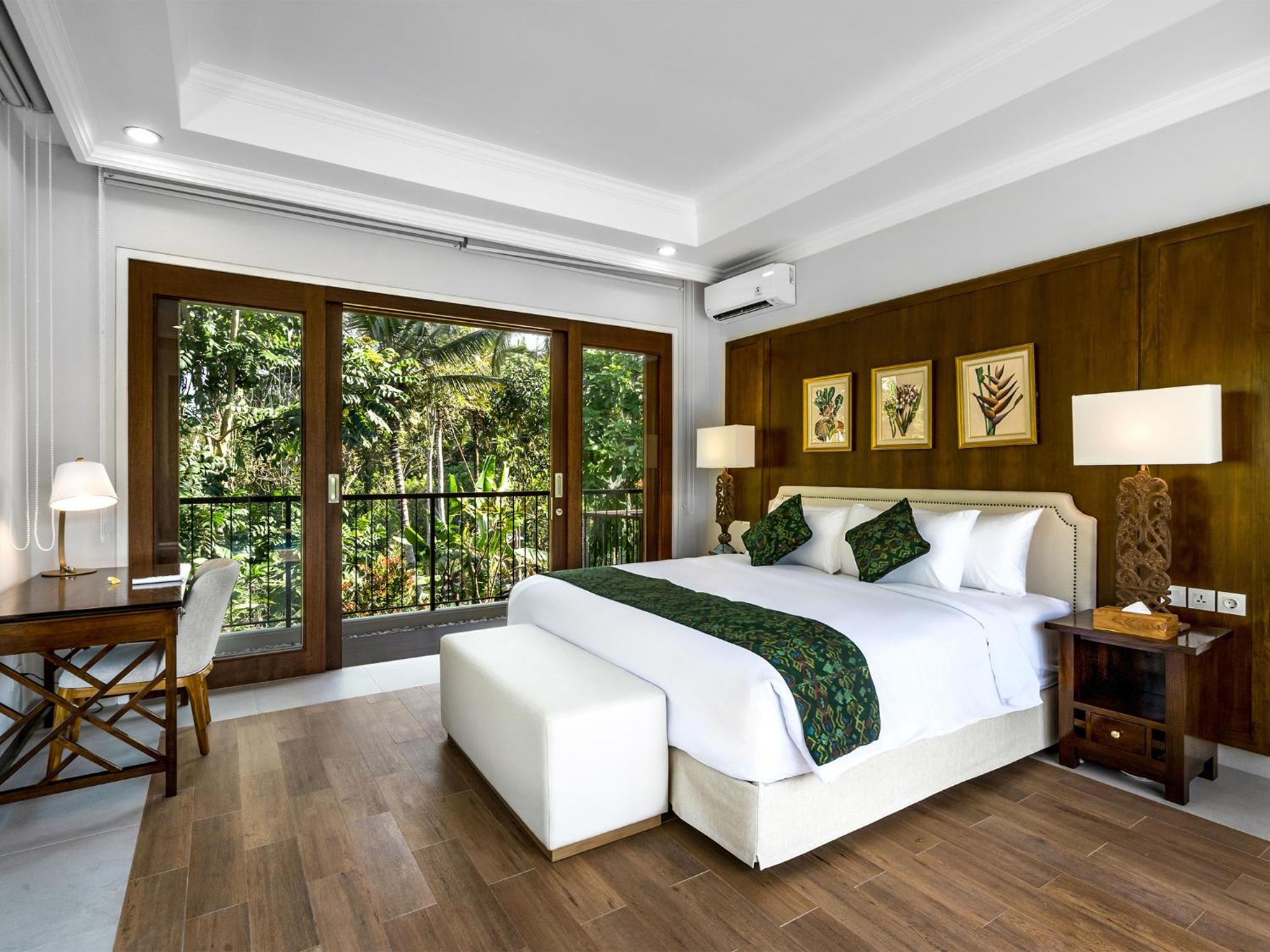 Two-Bedroom Villa - Photo 8