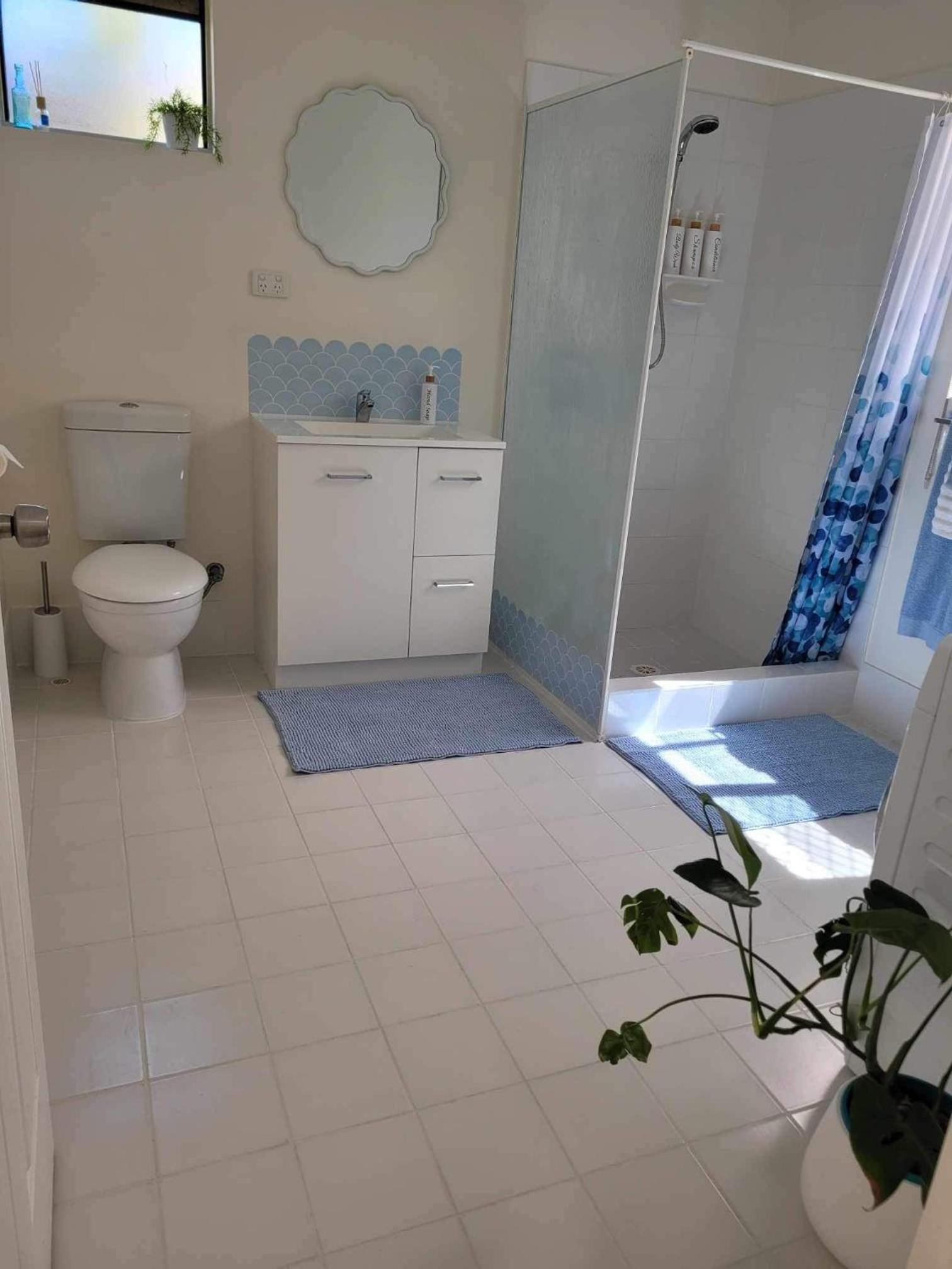 One-Bedroom House photo 3