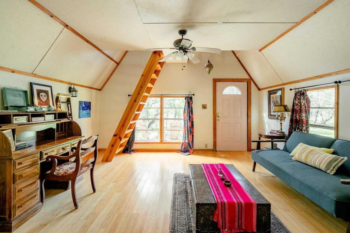Two-Bedroom Cottage photo 1