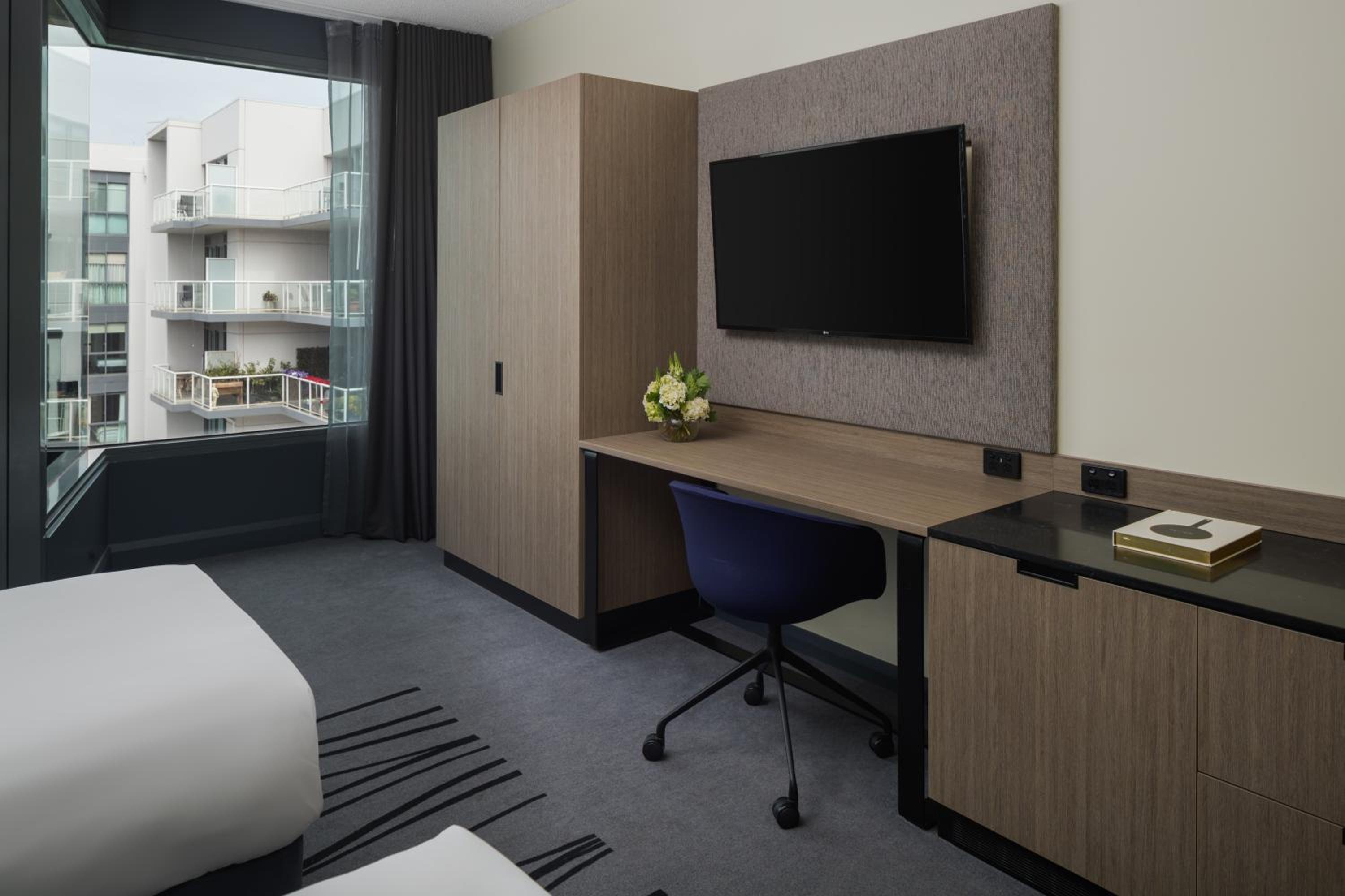Accessible Twin Room - Photo 2