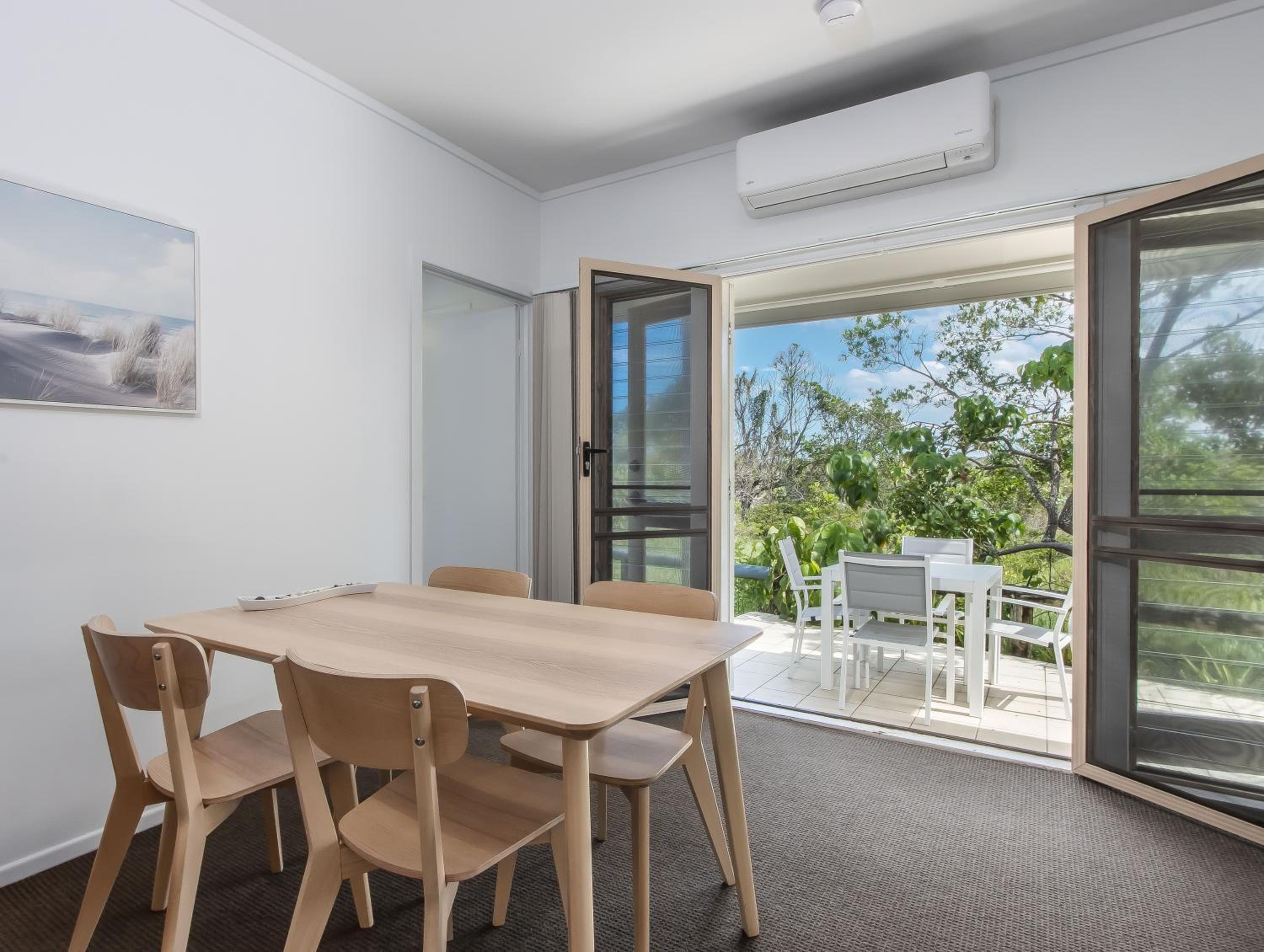 Two Bedroom Ground Floor Deluxe Apartment photo 2