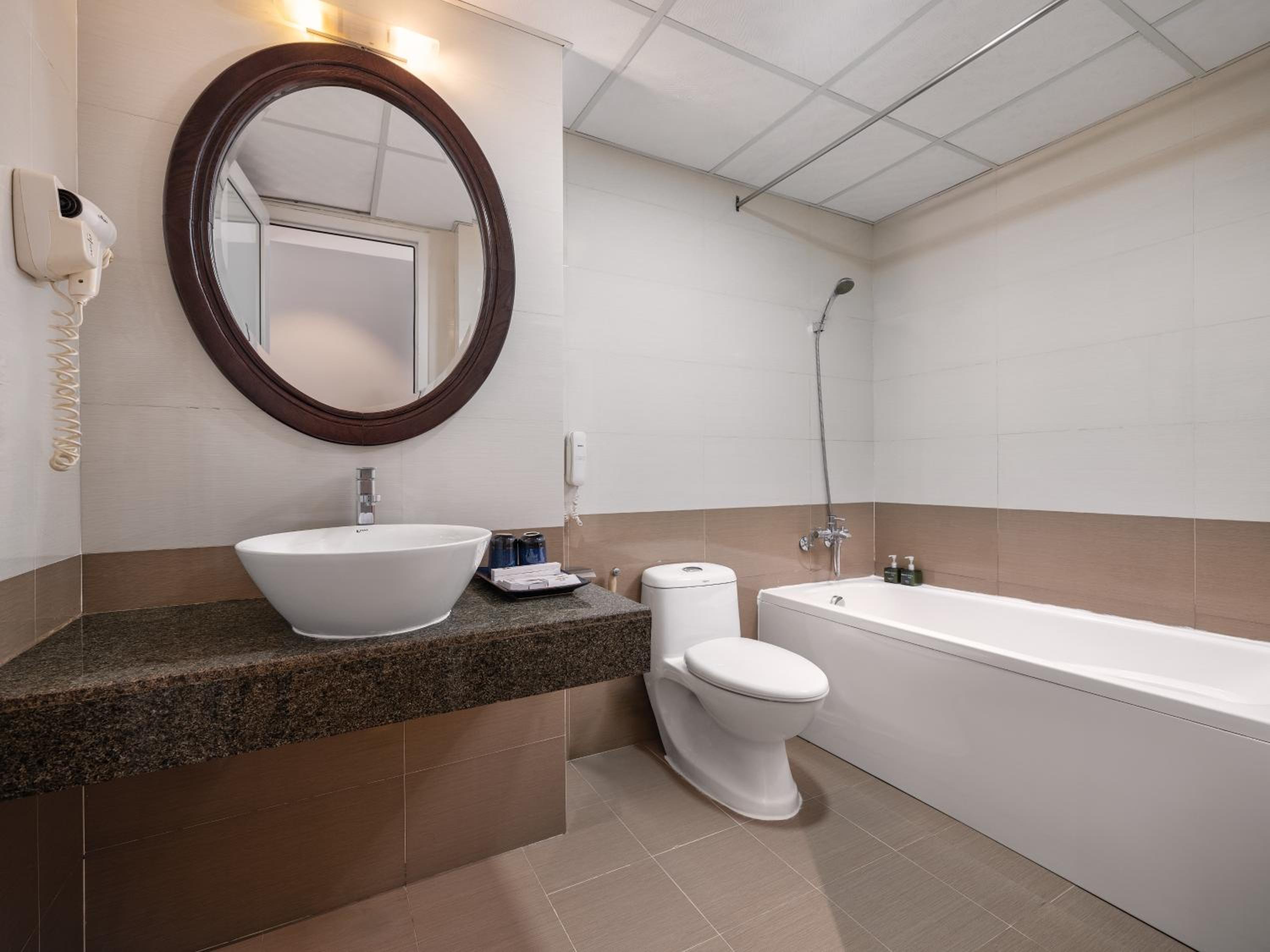 Junior Double or Twin Room photo 3