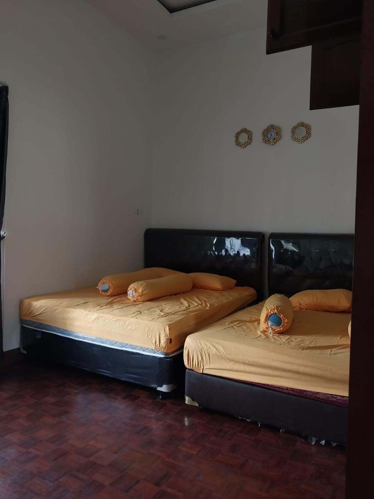 Villa photo 1