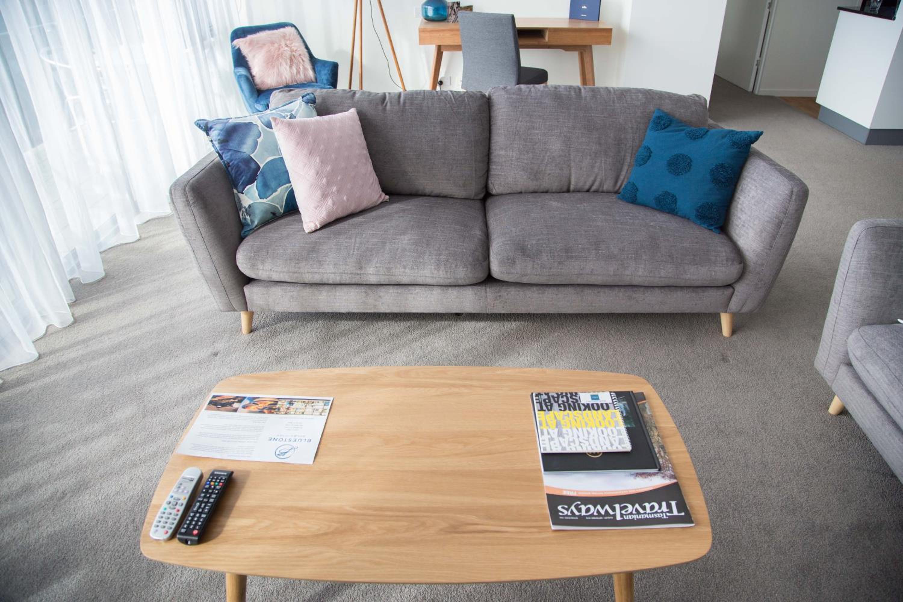 Three-Bedroom Apartment - Photo 8