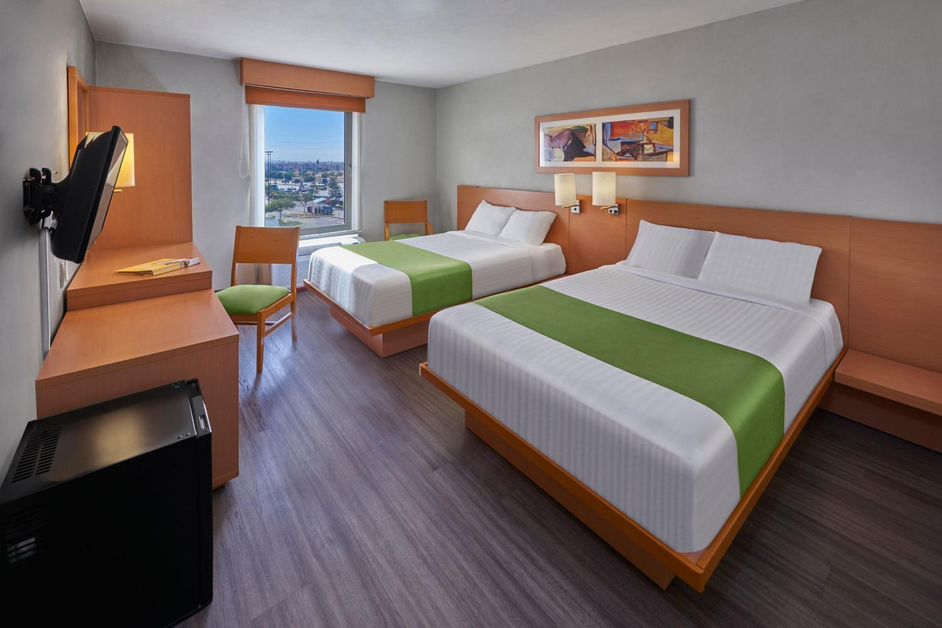 Double Room with Two Double Beds - Photo 1