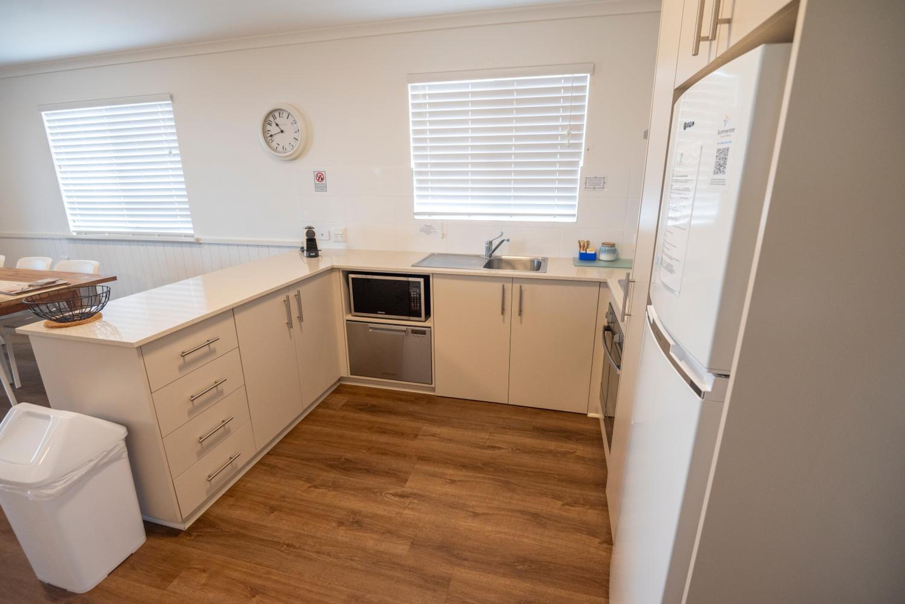 Premium Holiday Unit - Photo 19