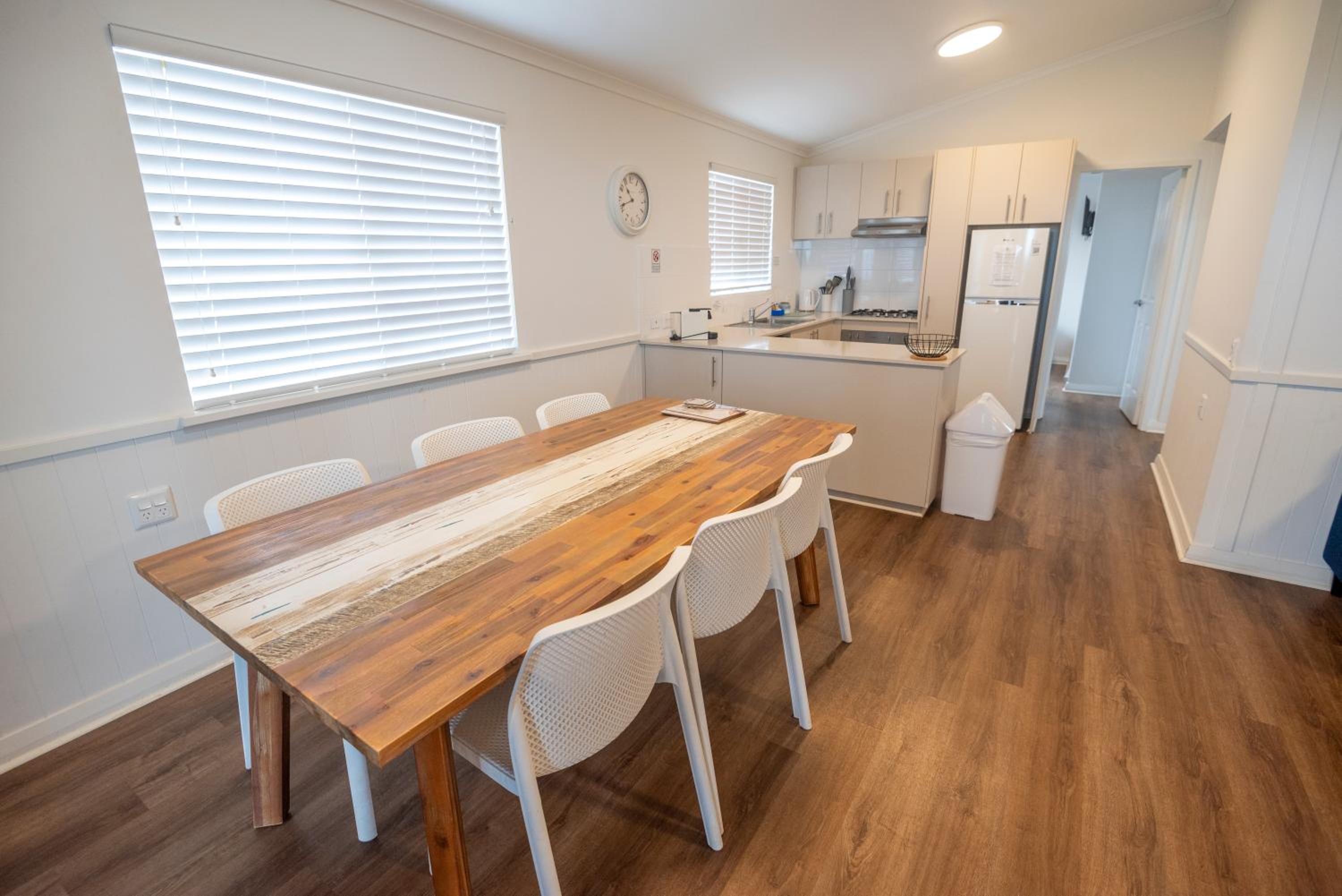 Premium Holiday Unit - Photo 24