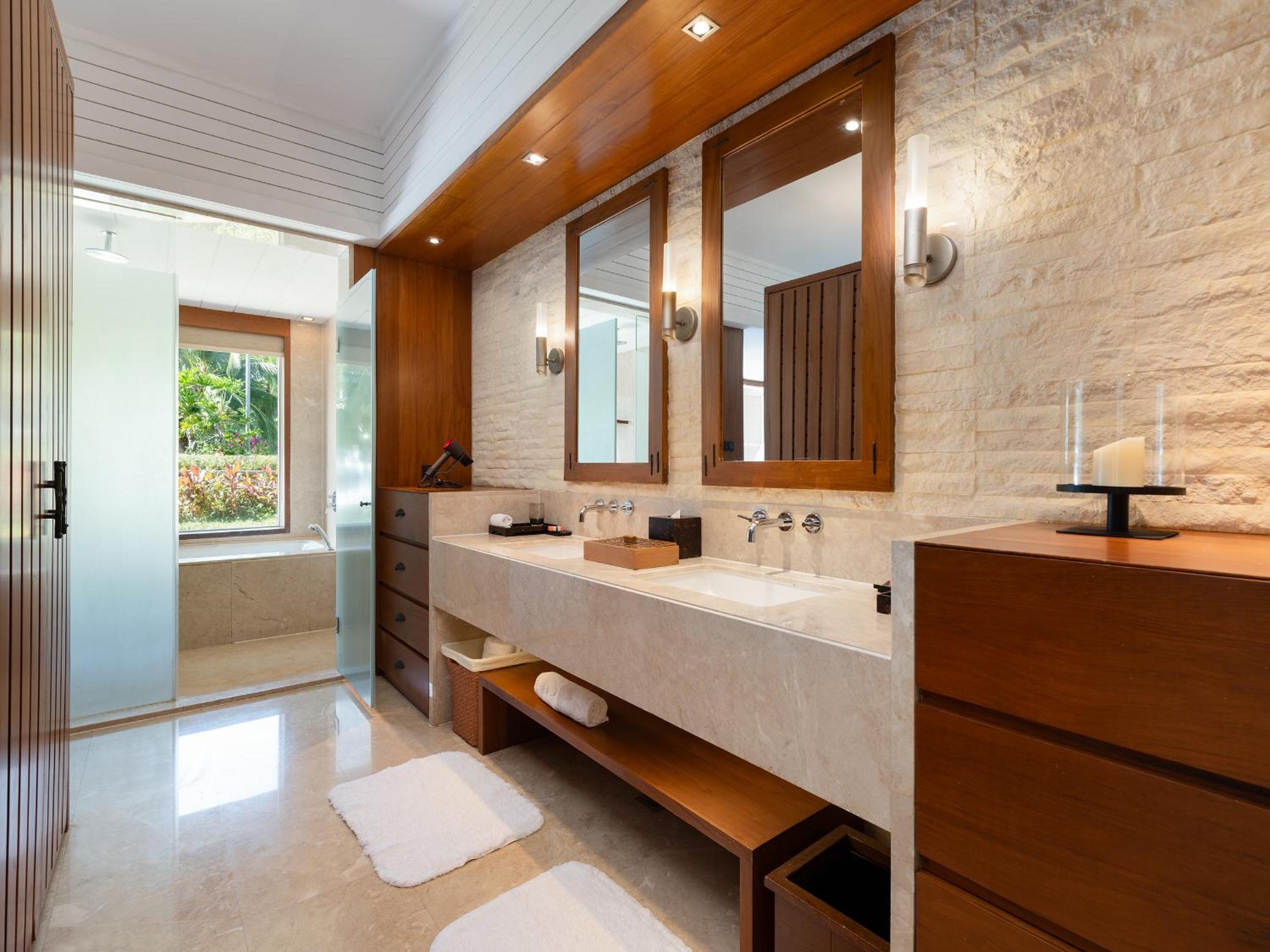 Ocean Front Pavilion with Plunge Pool - Photo 5