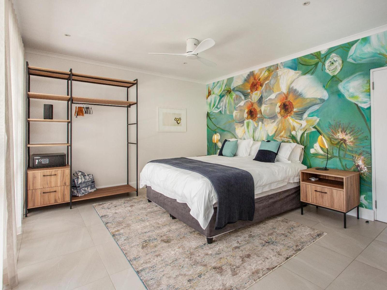 Deluxe King Room photo 1
