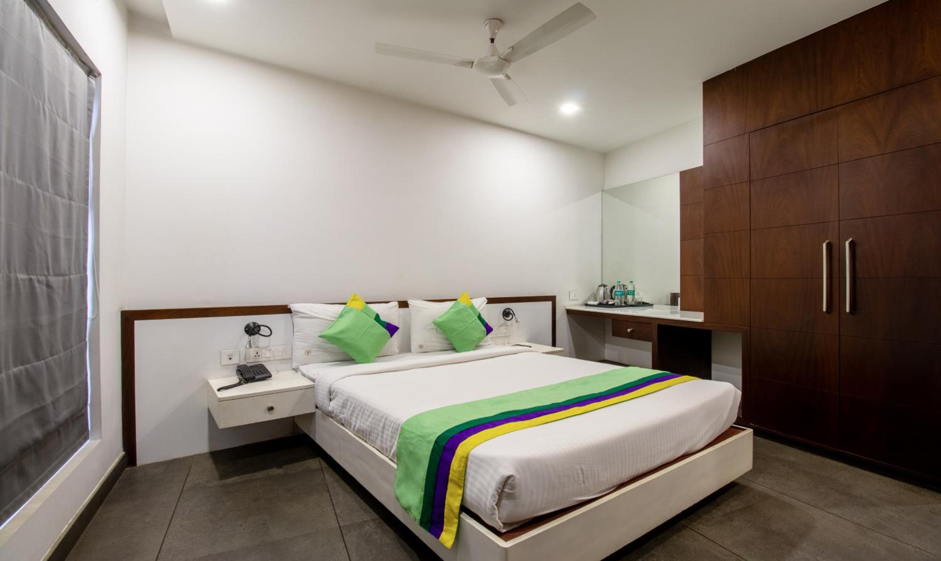 Standard Room with King Bed