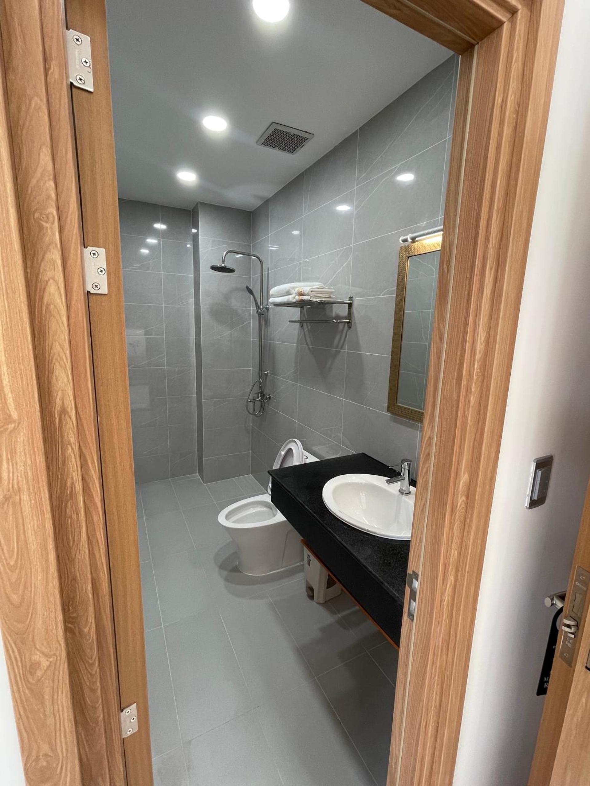 Suite with Sea View - Photo 8