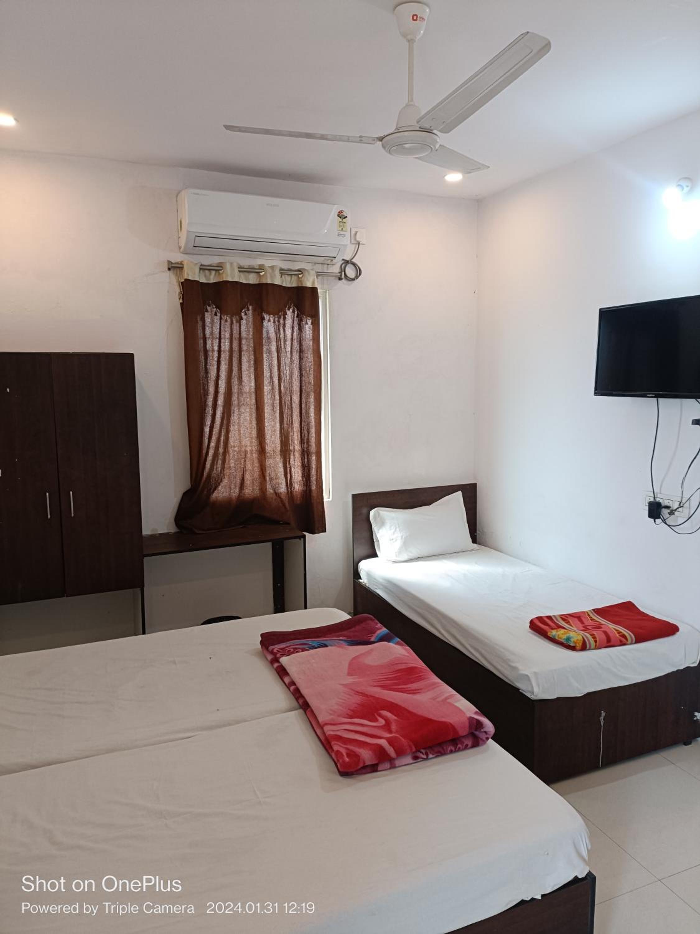 Deluxe Triple Room photo 1