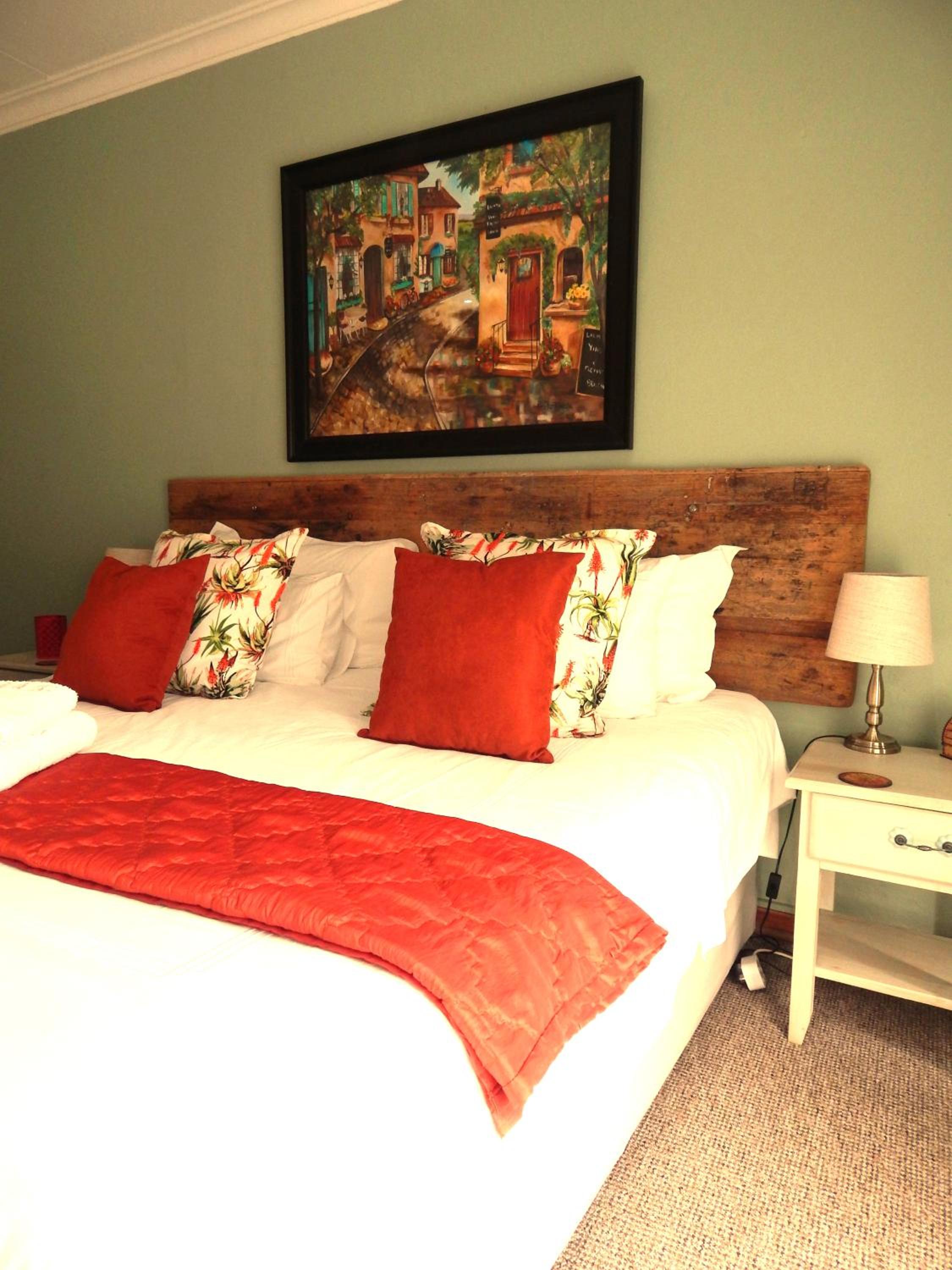 Deluxe King Room - Photo 4