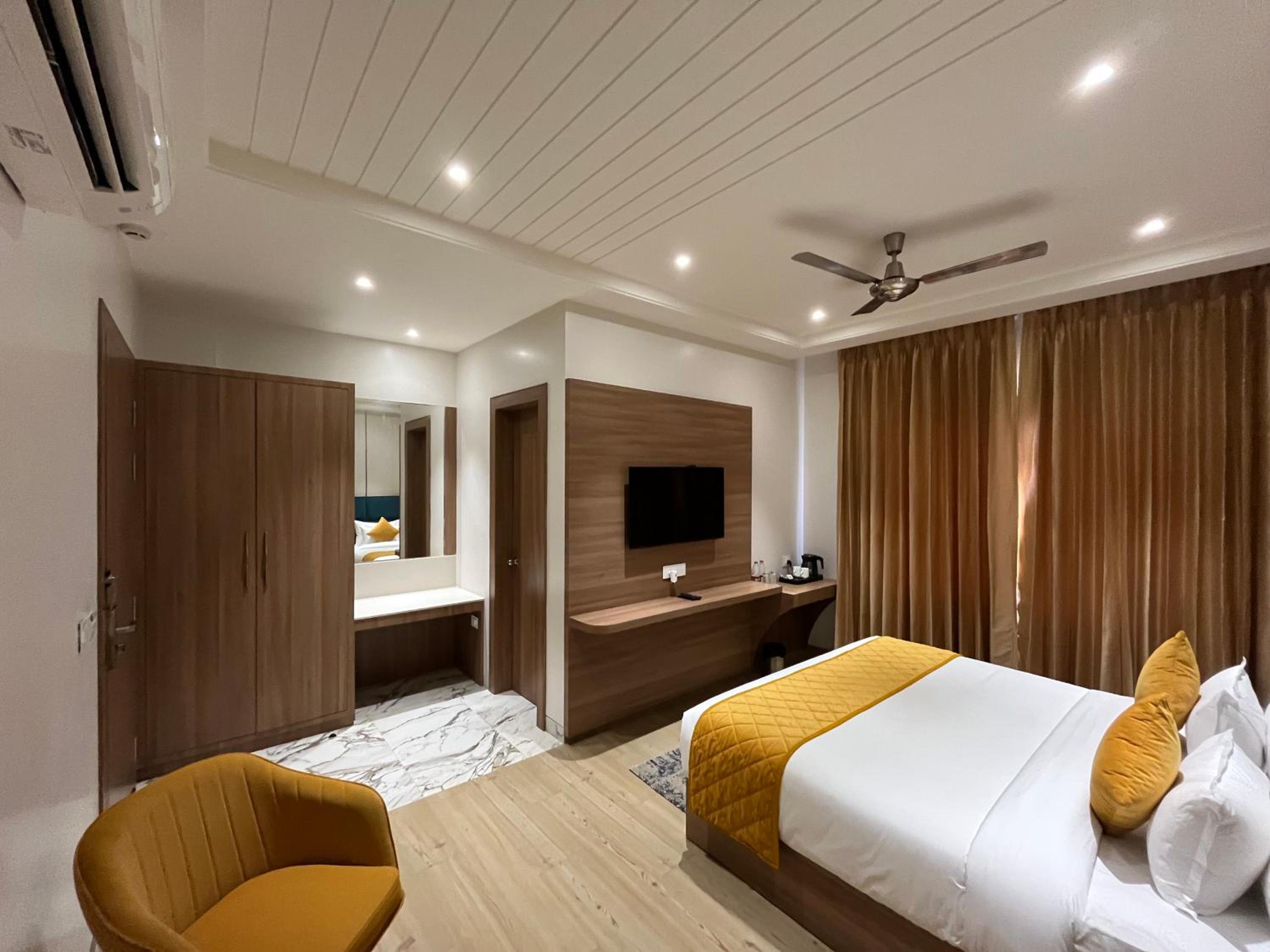 Deluxe Double Room - Photo 2