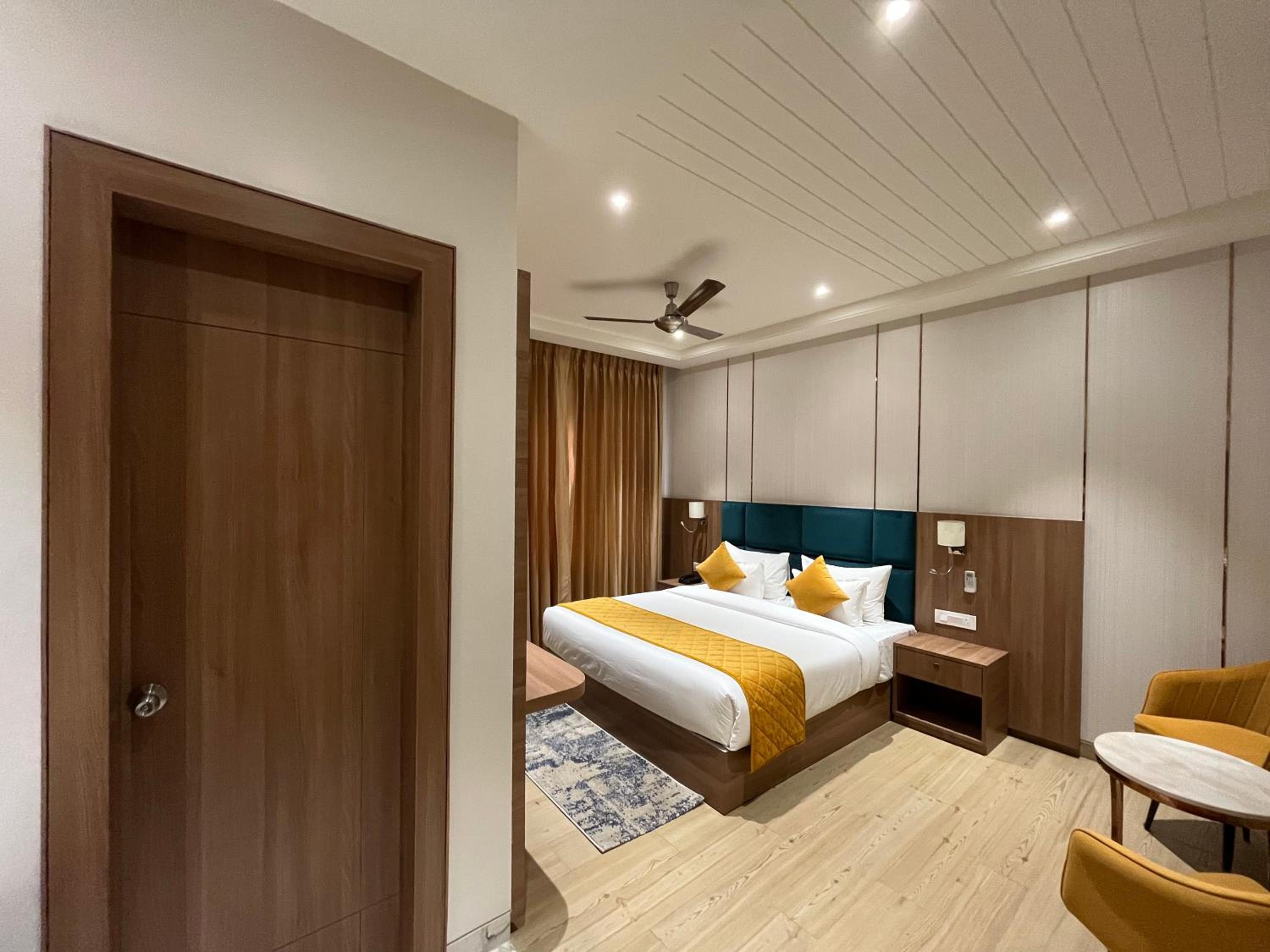 Deluxe Double Room - Photo 4