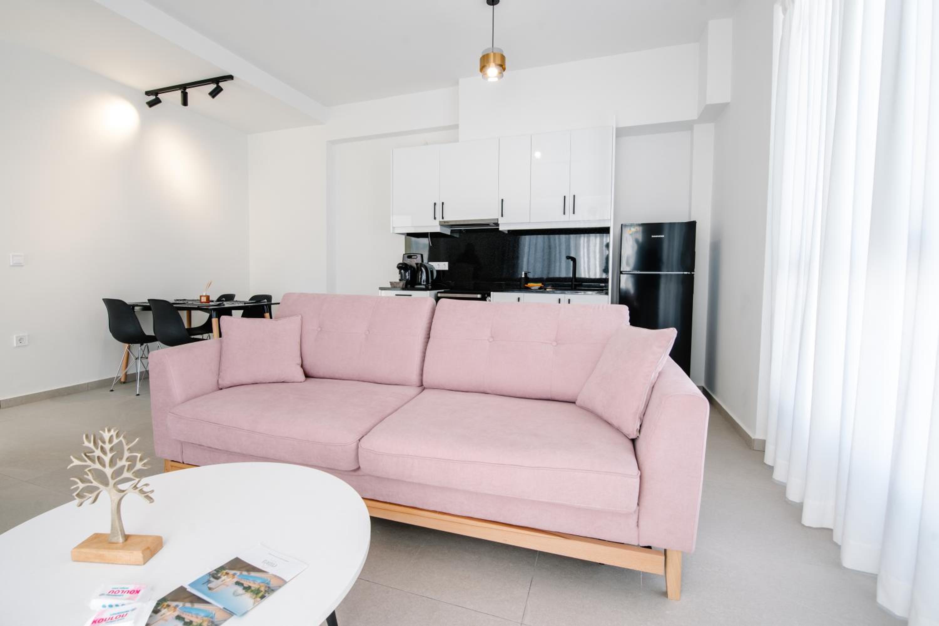 One-Bedroom Apartment