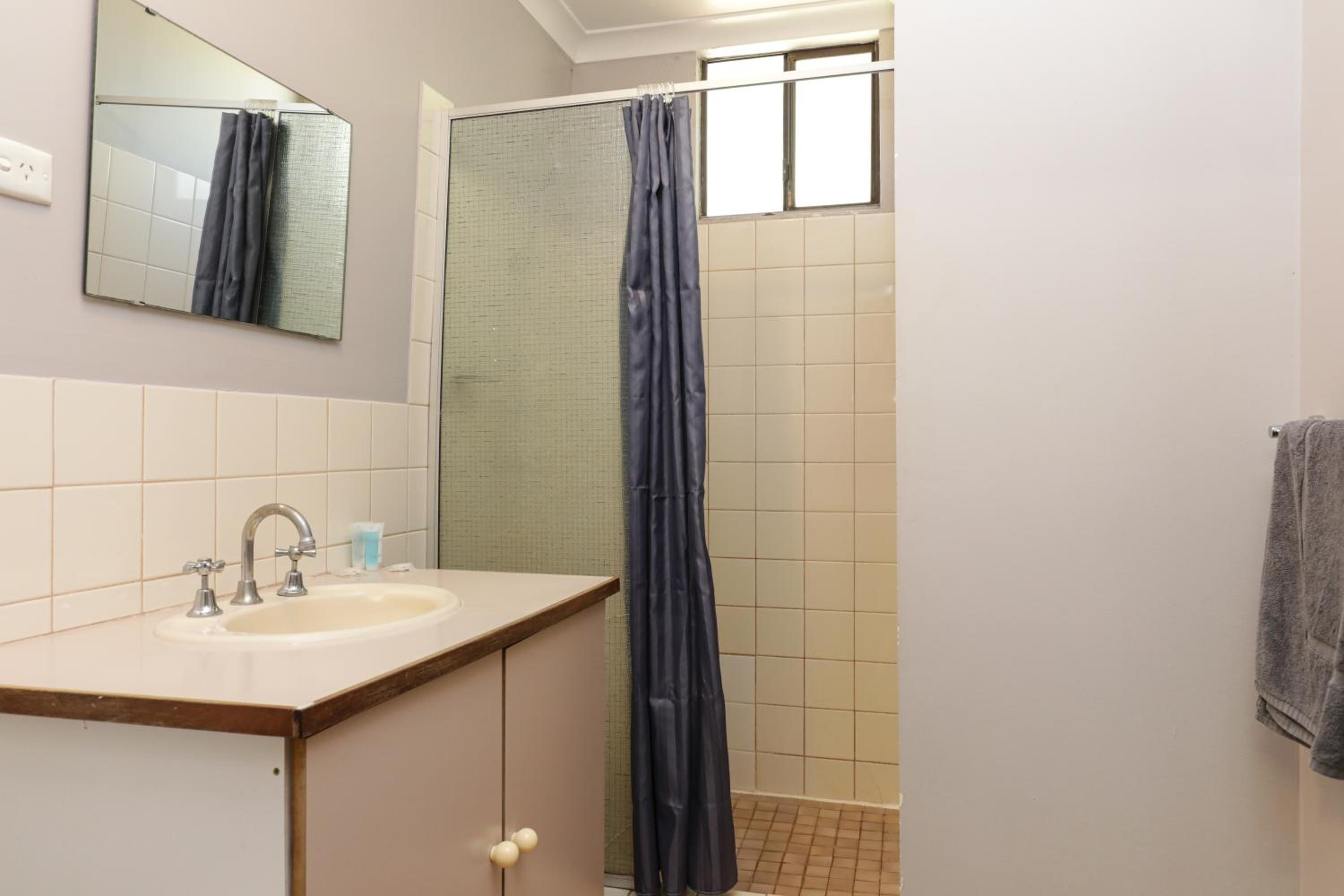 Family Room with Bathroom - Photo 10