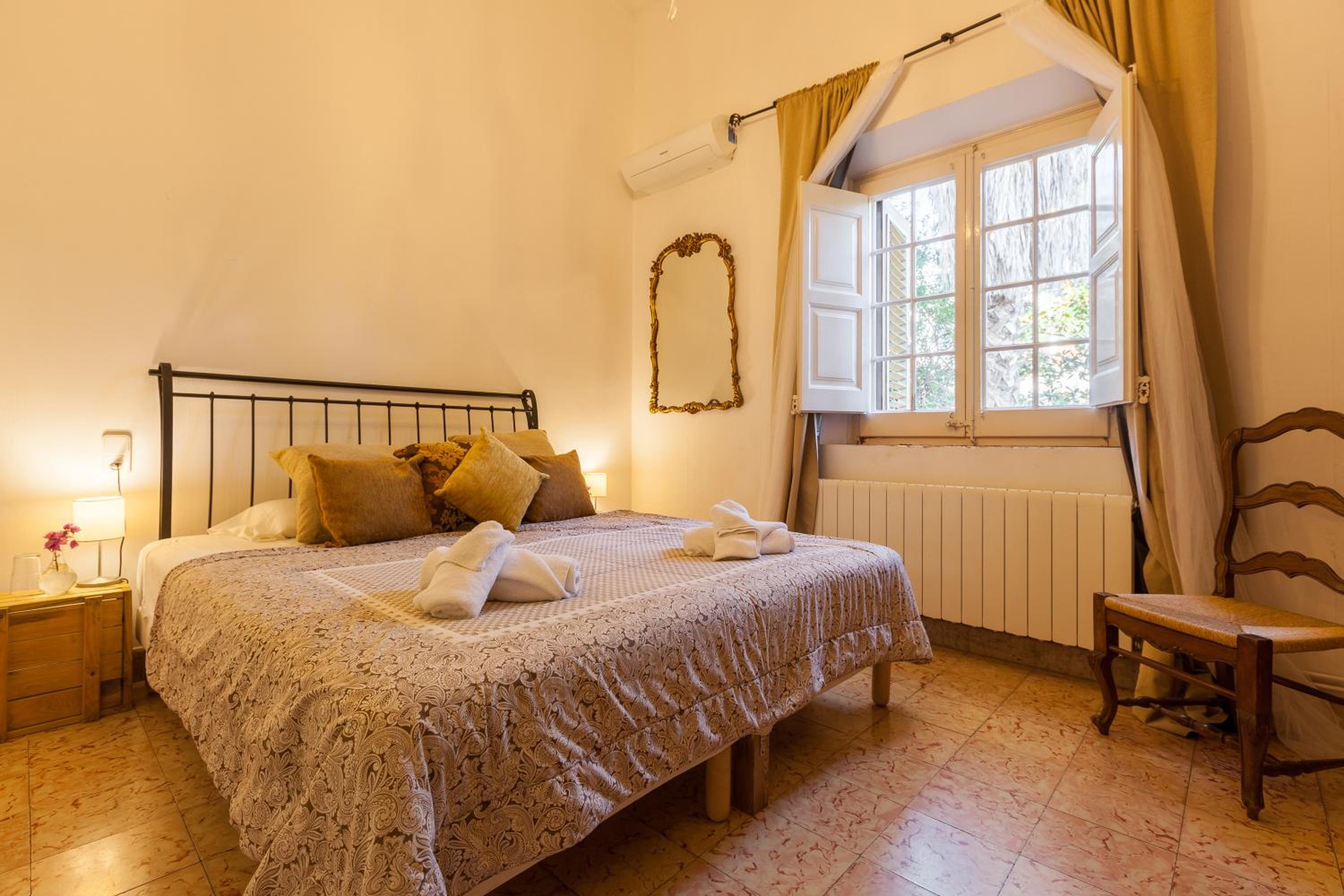 Villa photo 2