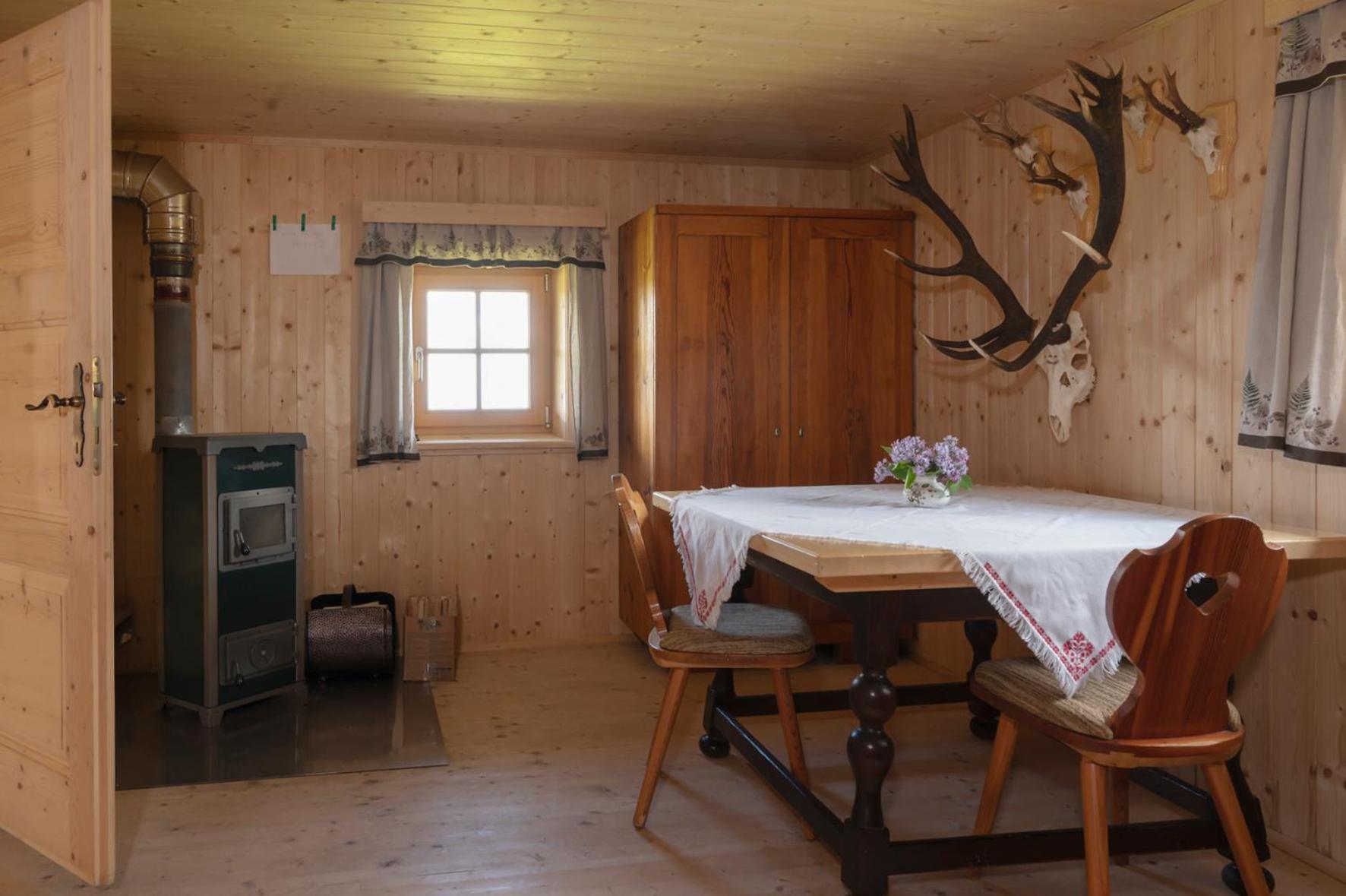 One-Bedroom House photo 3