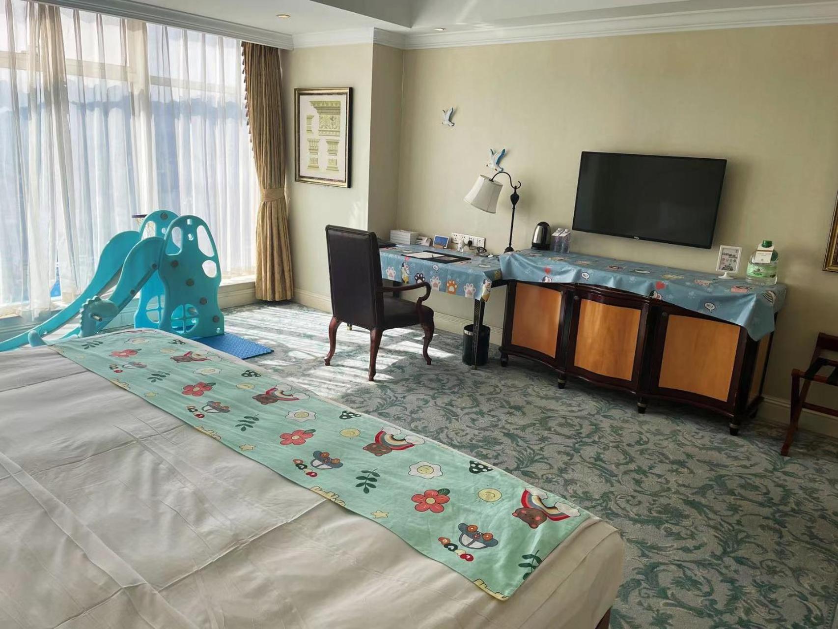 Family Room with Sea View photo 2