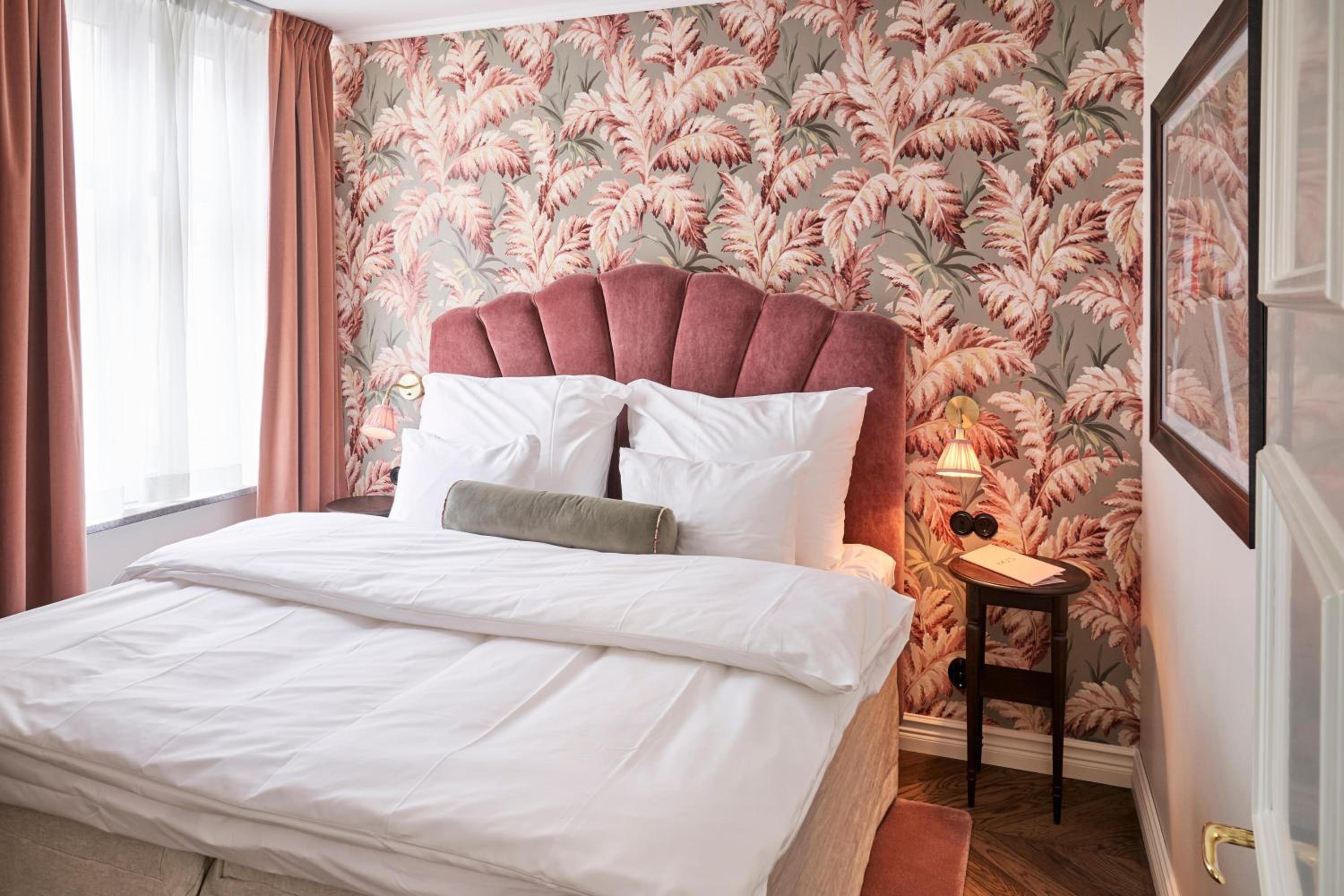 Double Room Large - Photo 7