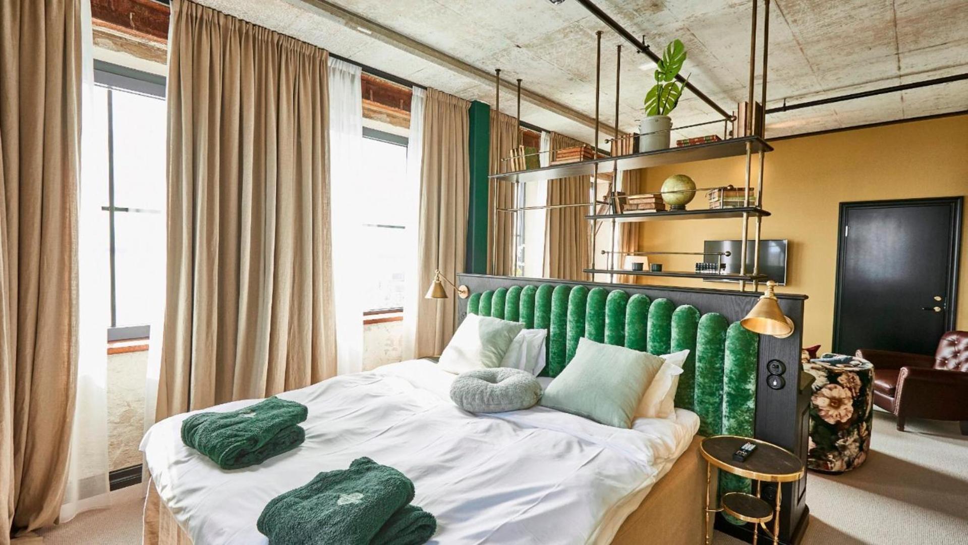 Superior Double Room with City View