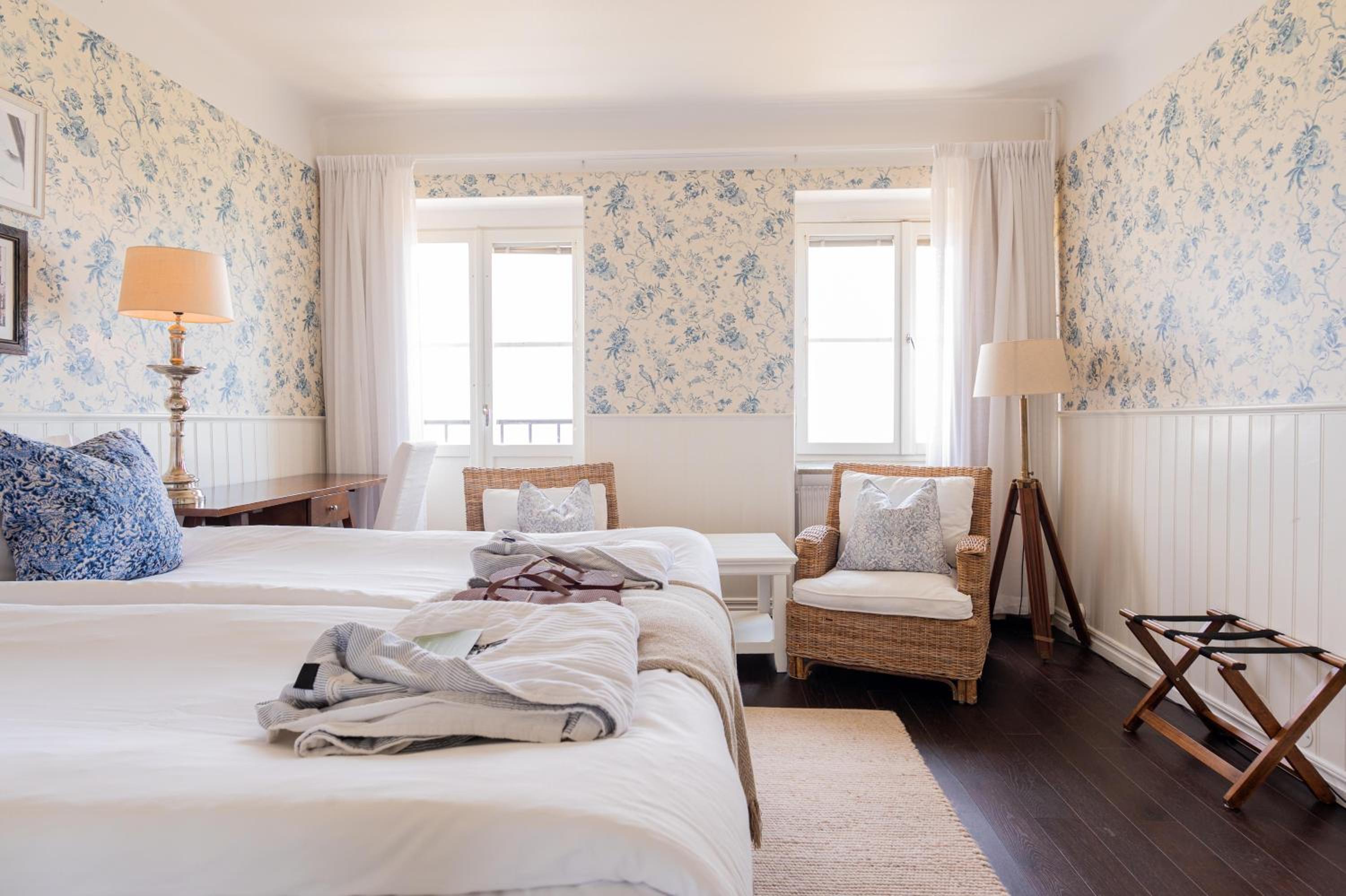 Deluxe Double or Twin Room photo 2