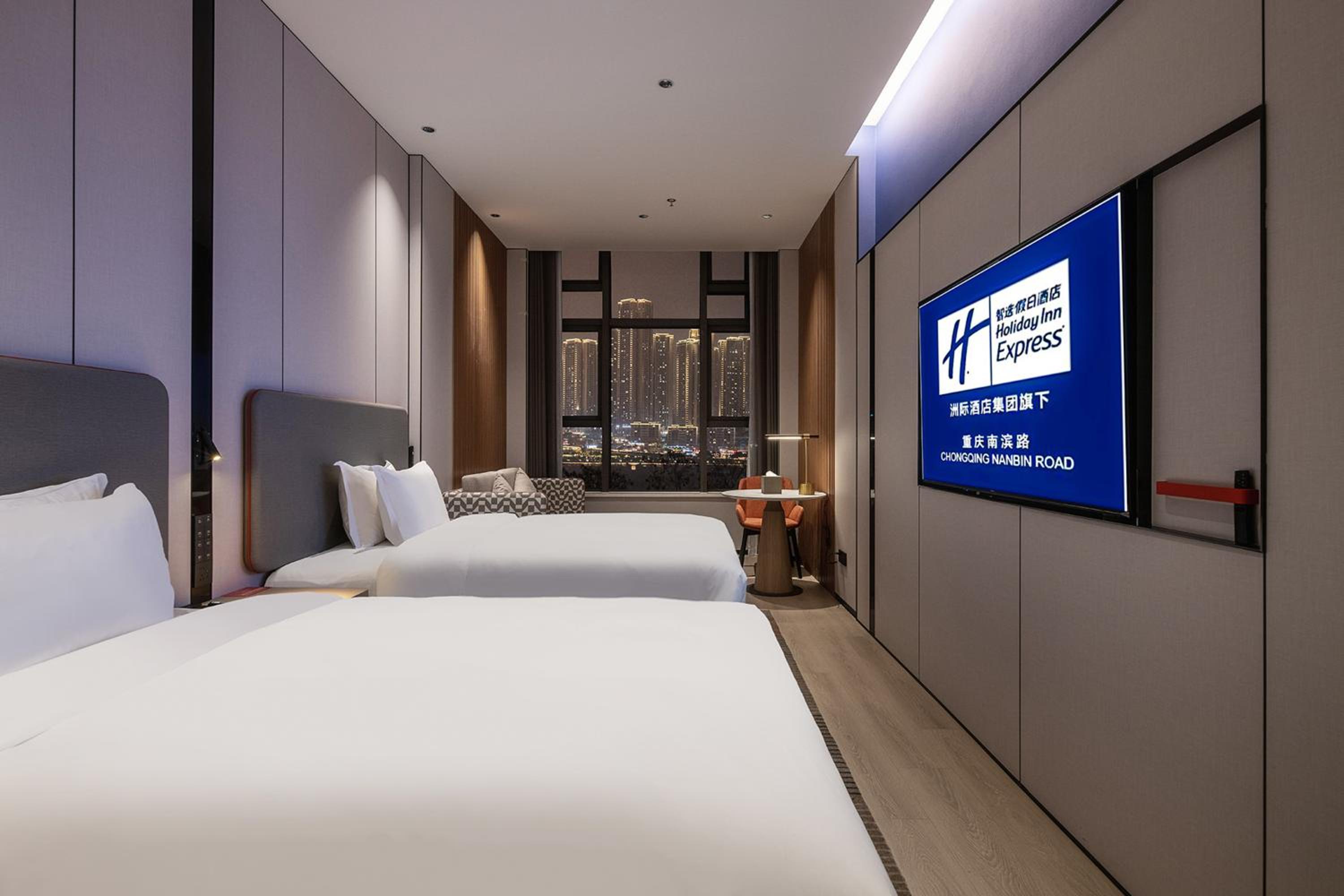 Standard Twin Room with River View