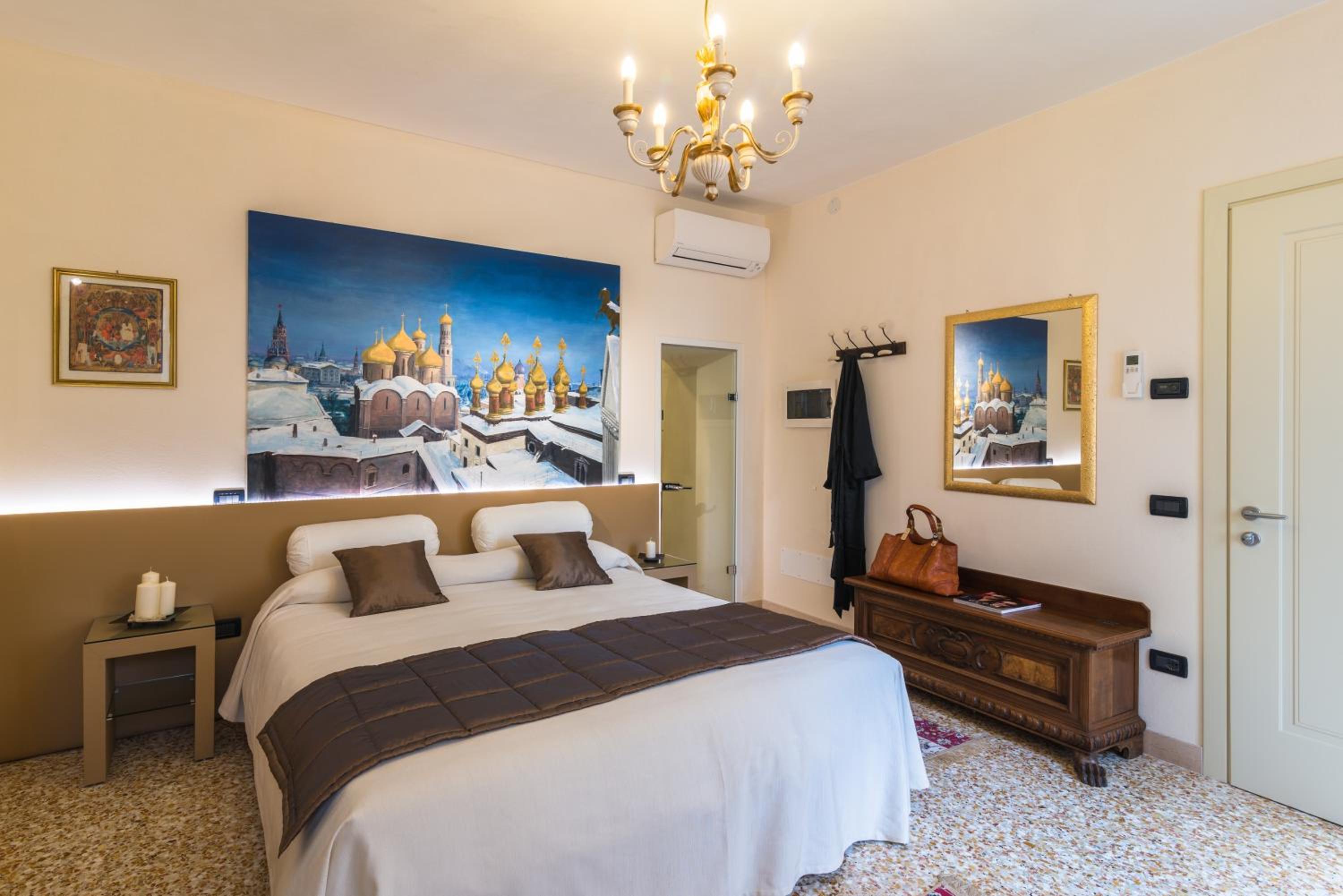Superior Double or Twin Room photo 1
