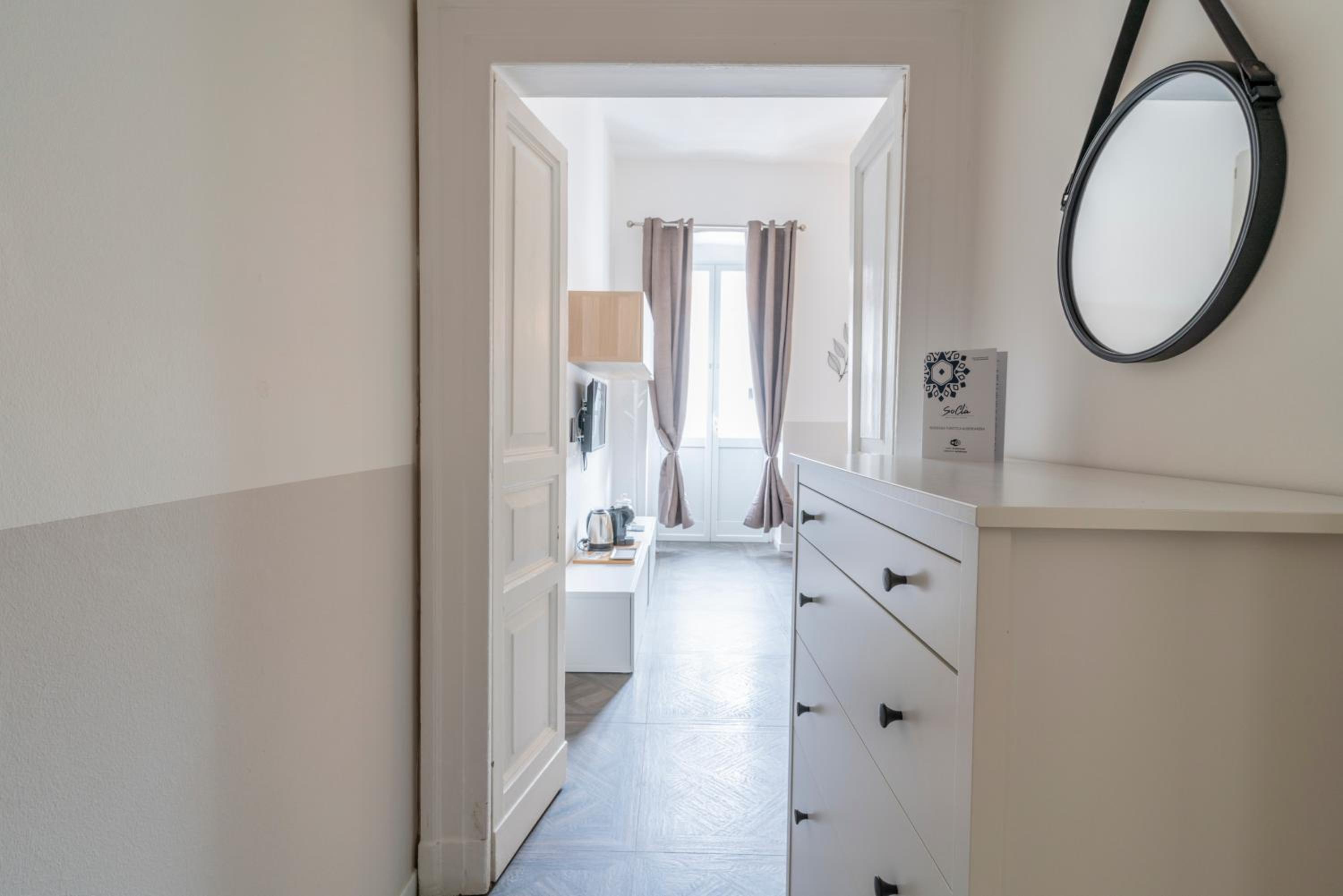 Suite - Photo 2
