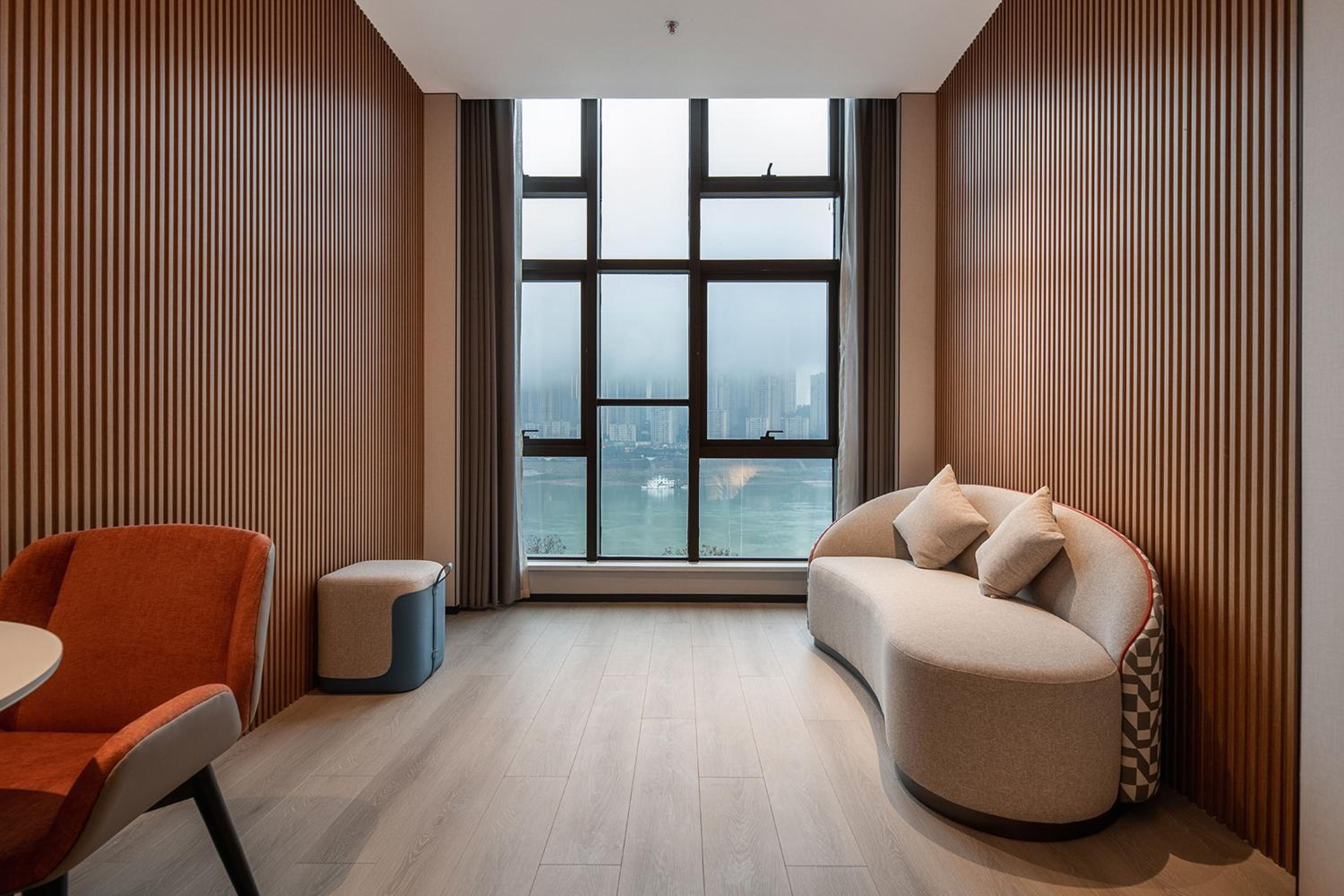 Standard King Room with River View