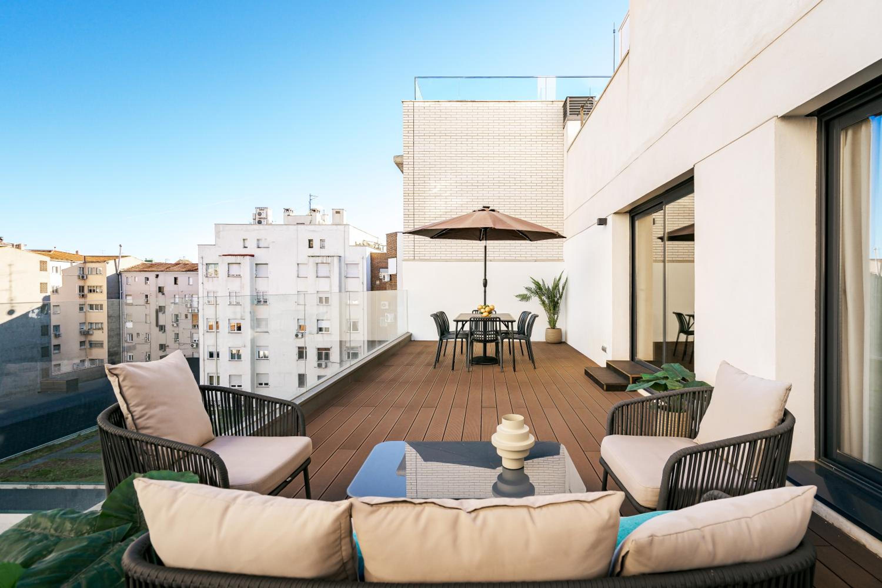 Apartment with Terrace photo 3