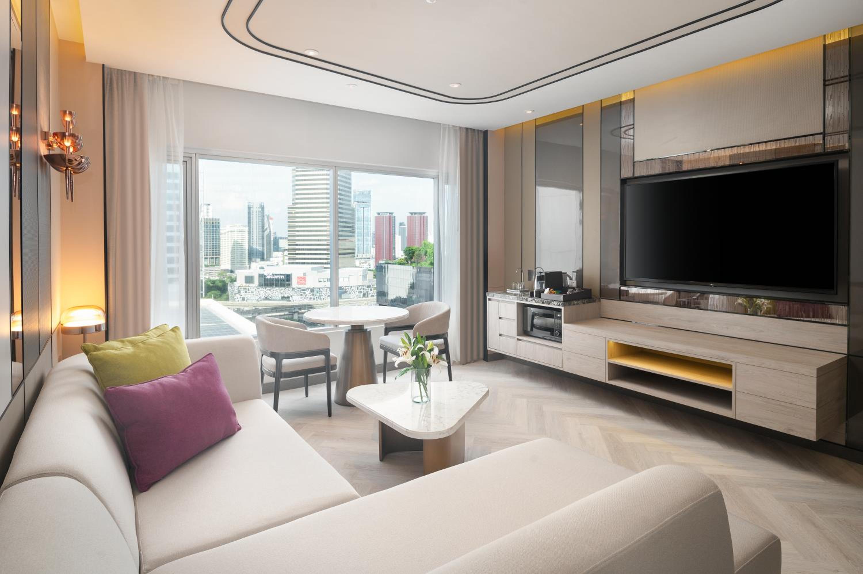 One Bedroom Family Suite photo 2