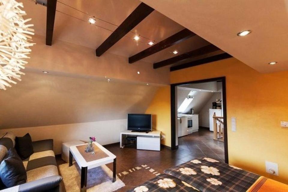One-Bedroom House photo 1