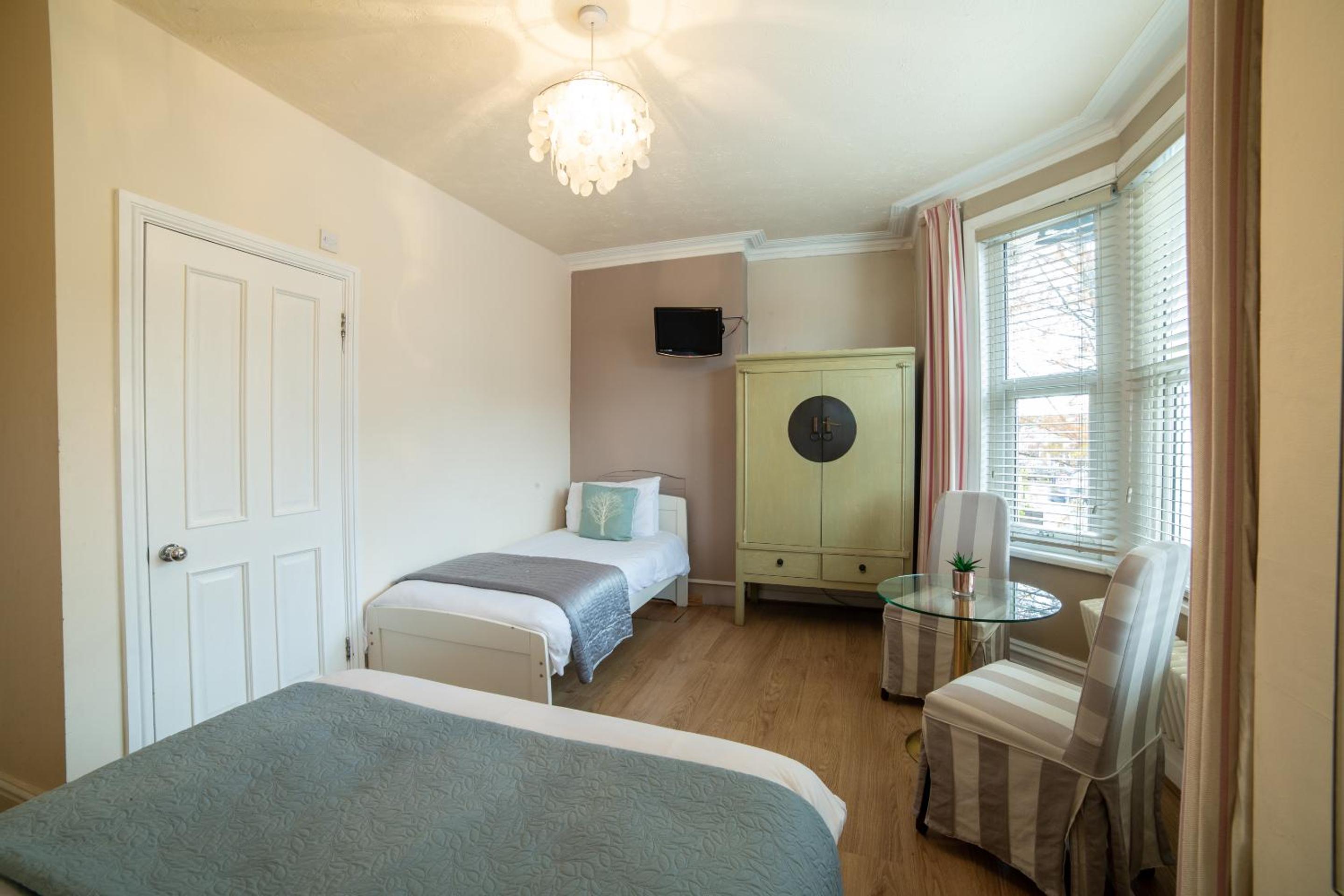 Deluxe Triple Room photo 3